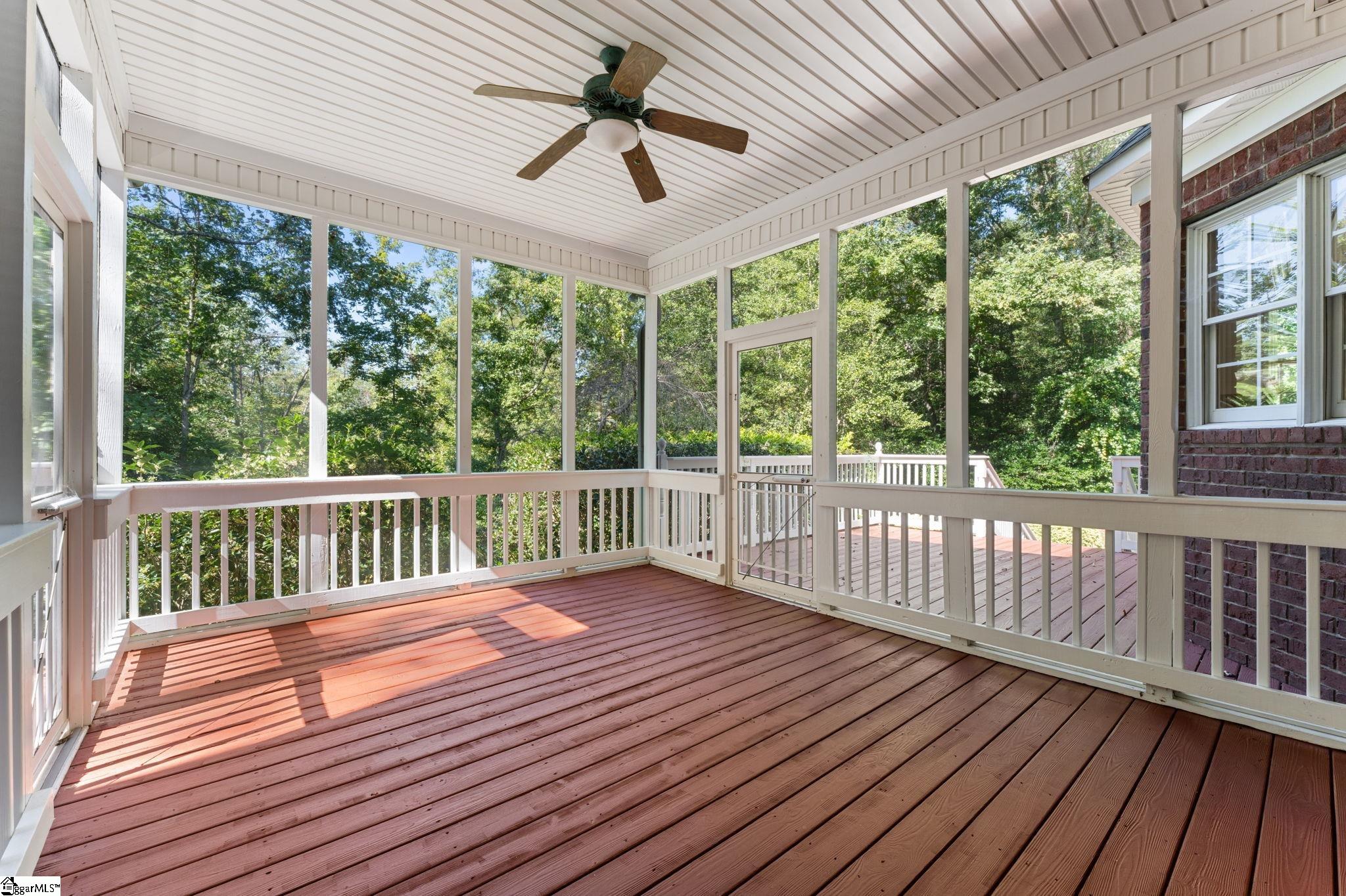 401 Rivercrest Drive Property Photo 42