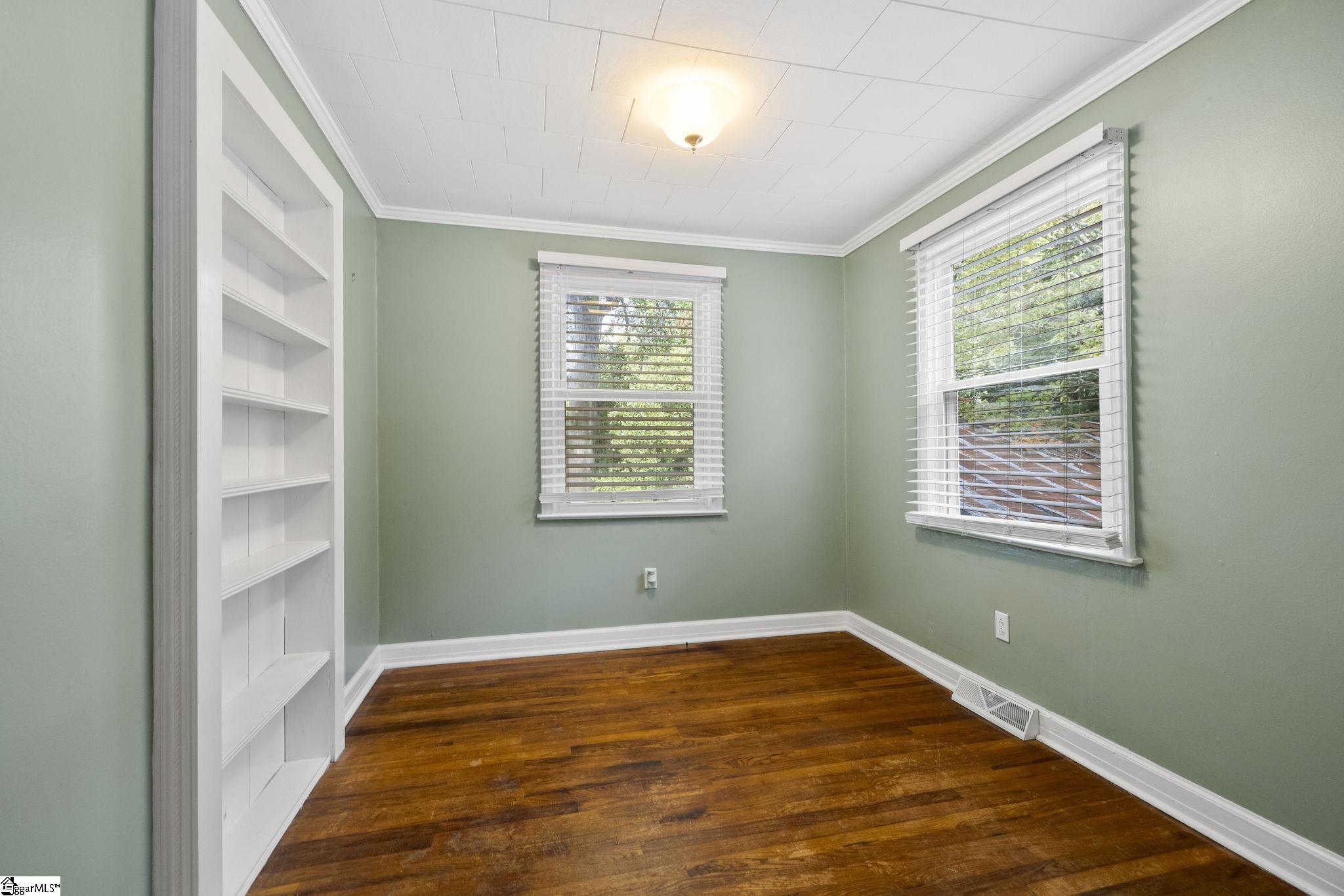 306 Owings Street Property Photo 5