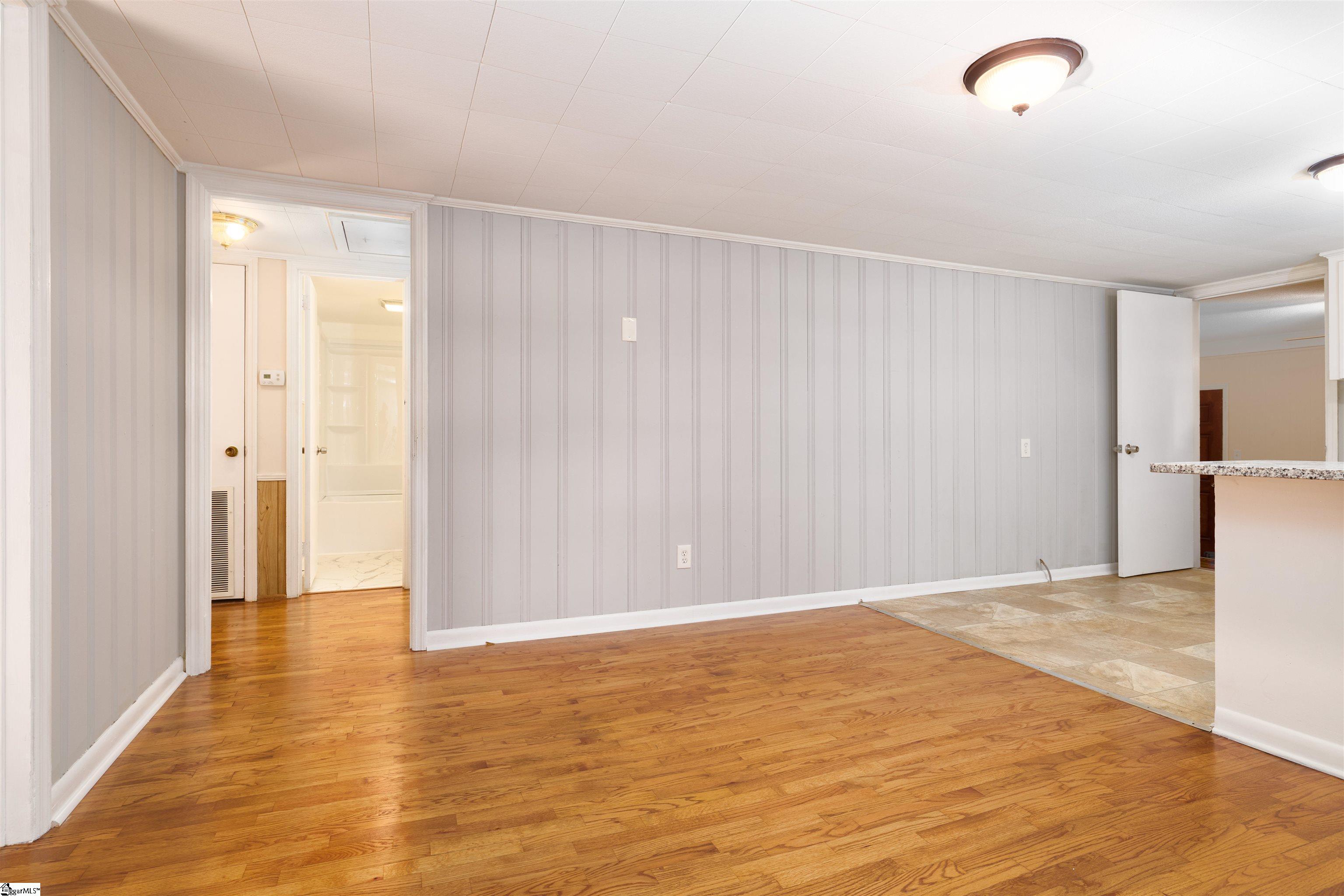 112 Lynn Street Property Photo 5