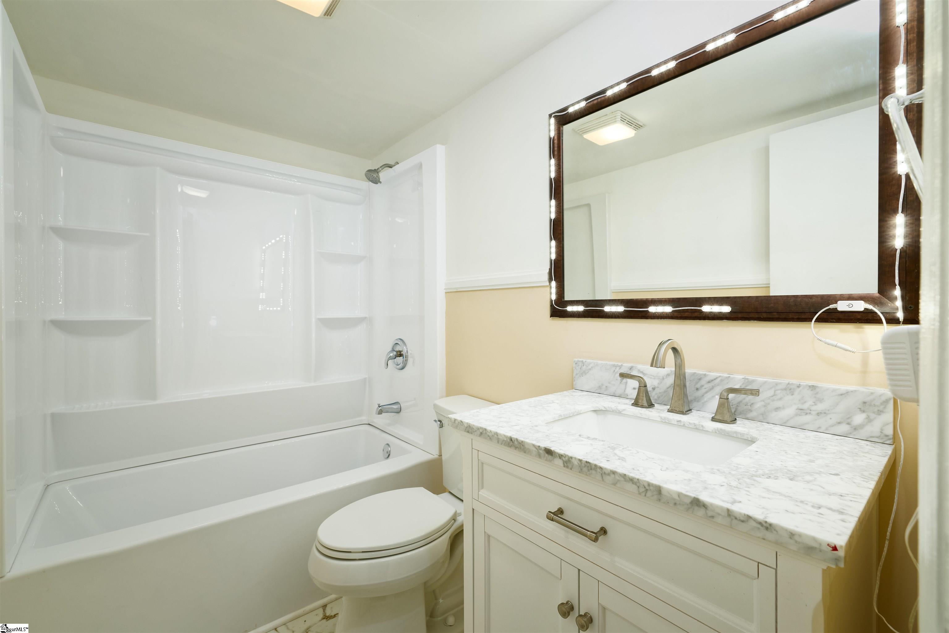 112 Lynn Street Property Photo 15