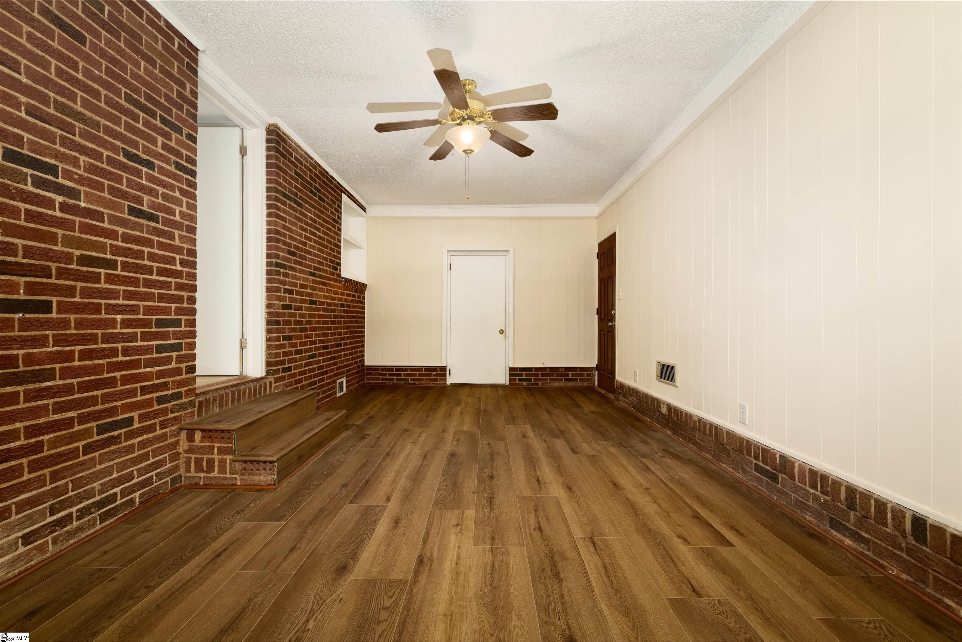 112 Lynn Street Property Photo 18