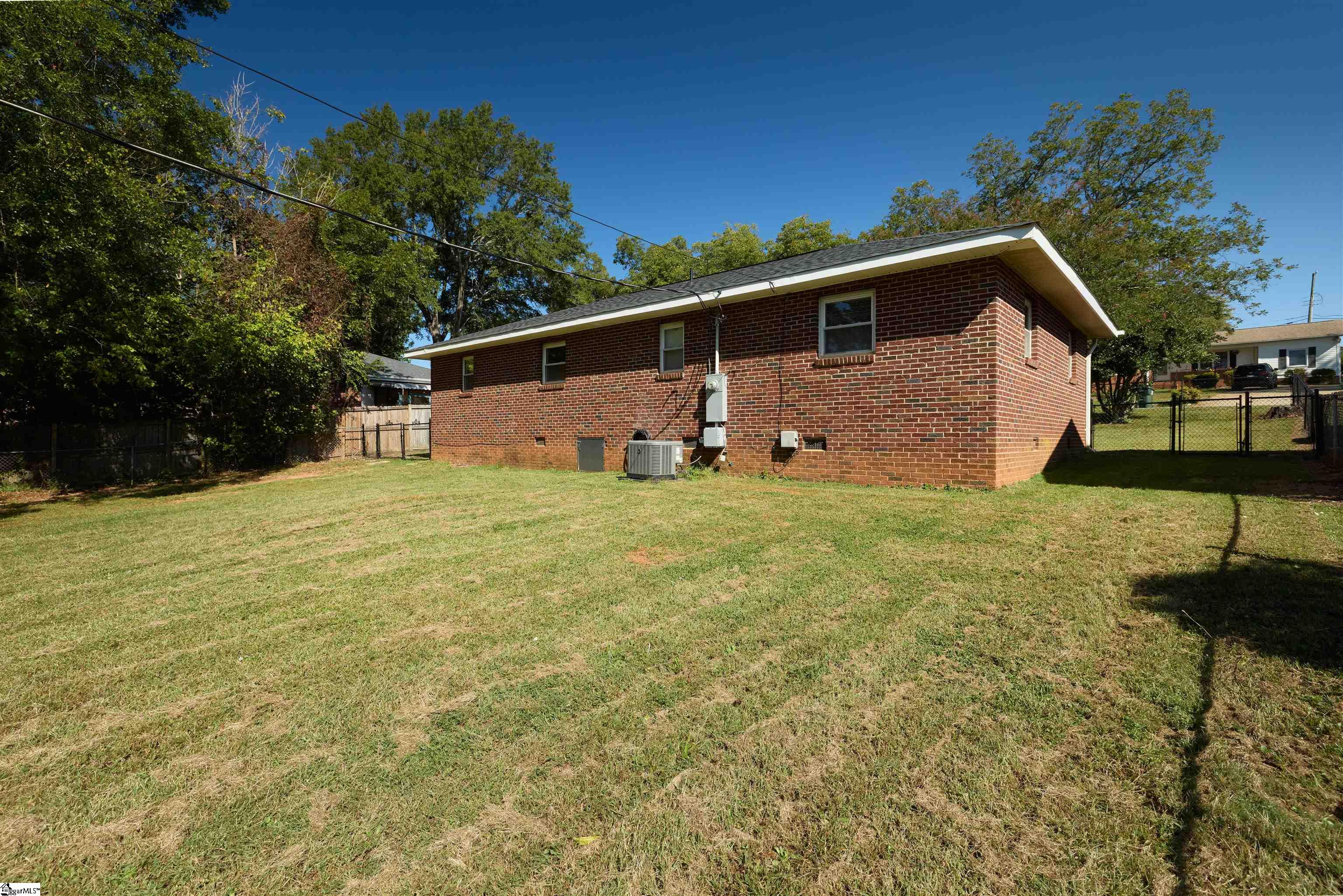 112 Lynn Street Property Photo 26