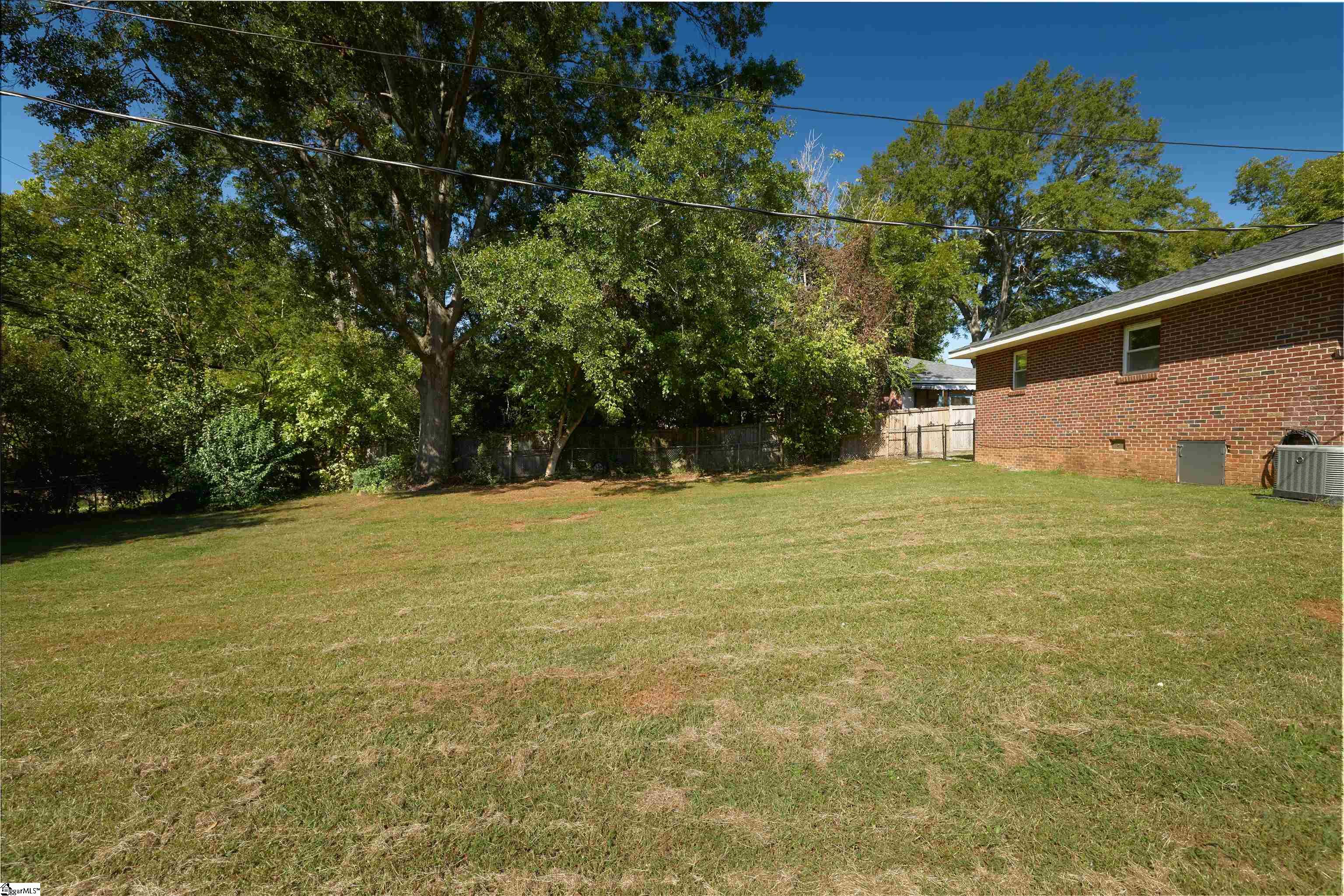 112 Lynn Street Property Photo 27