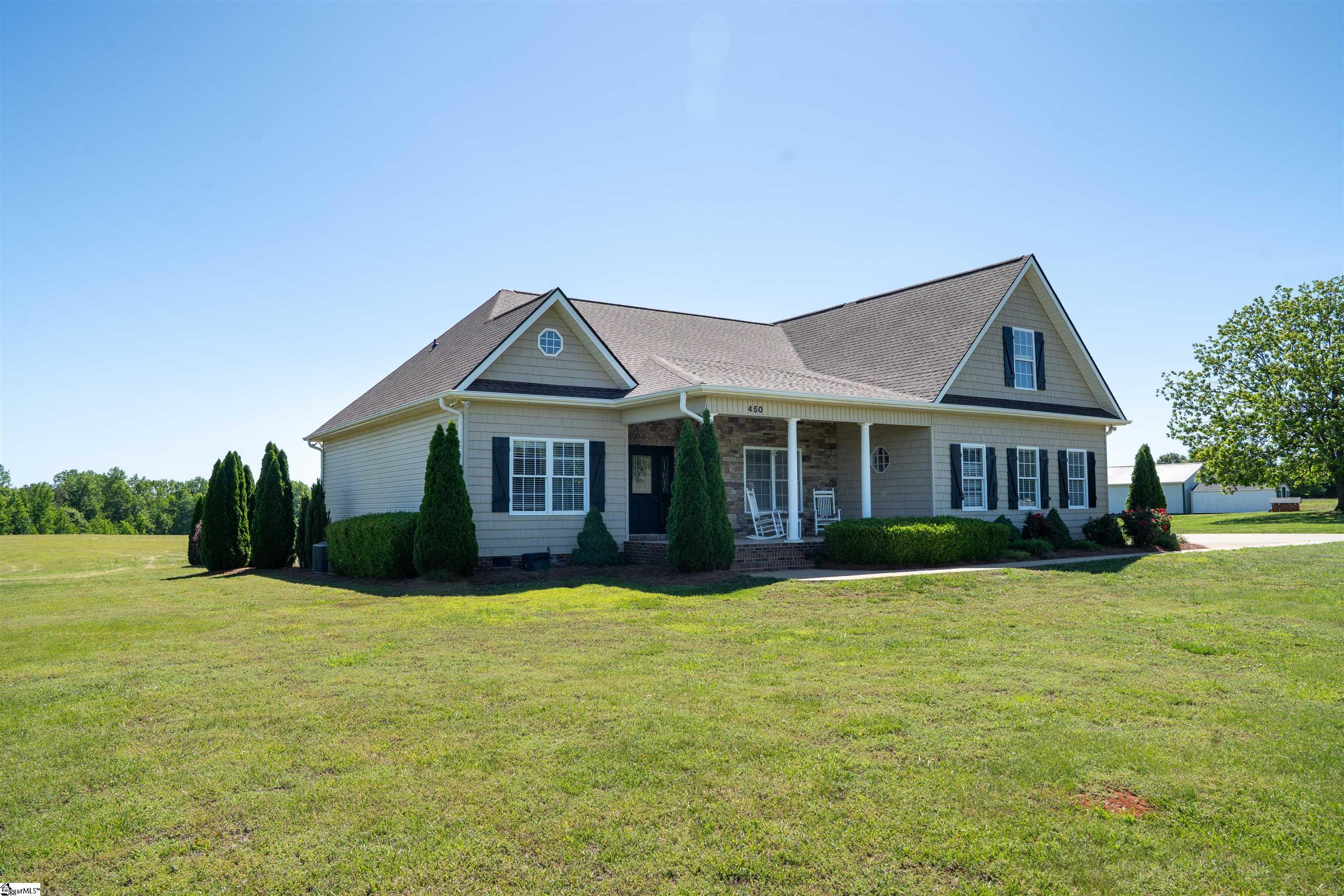 450 Meadow Road Property Photo 2