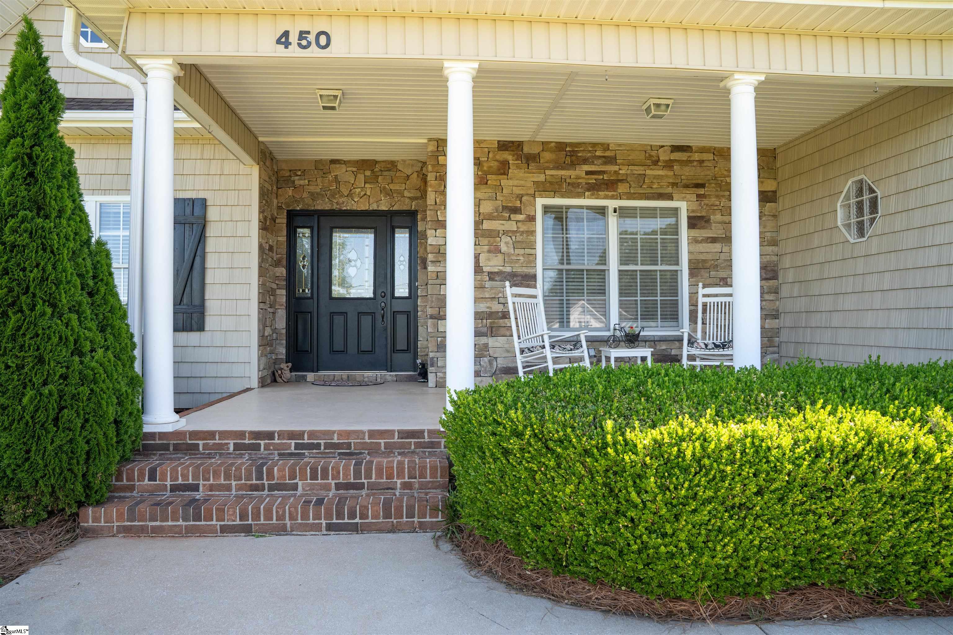 450 Meadow Road Property Photo 6