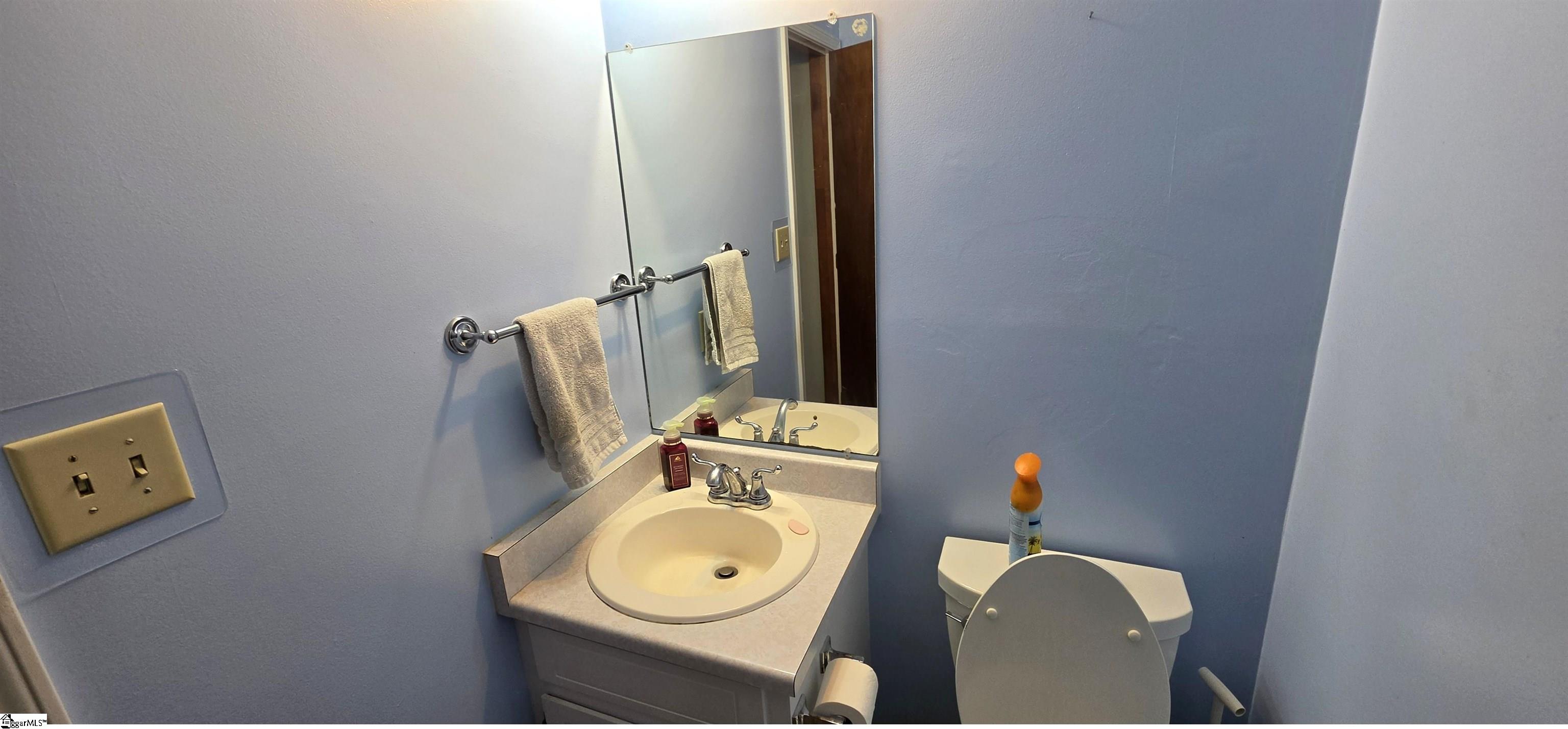 106 Rushmore Drive Property Photo 10