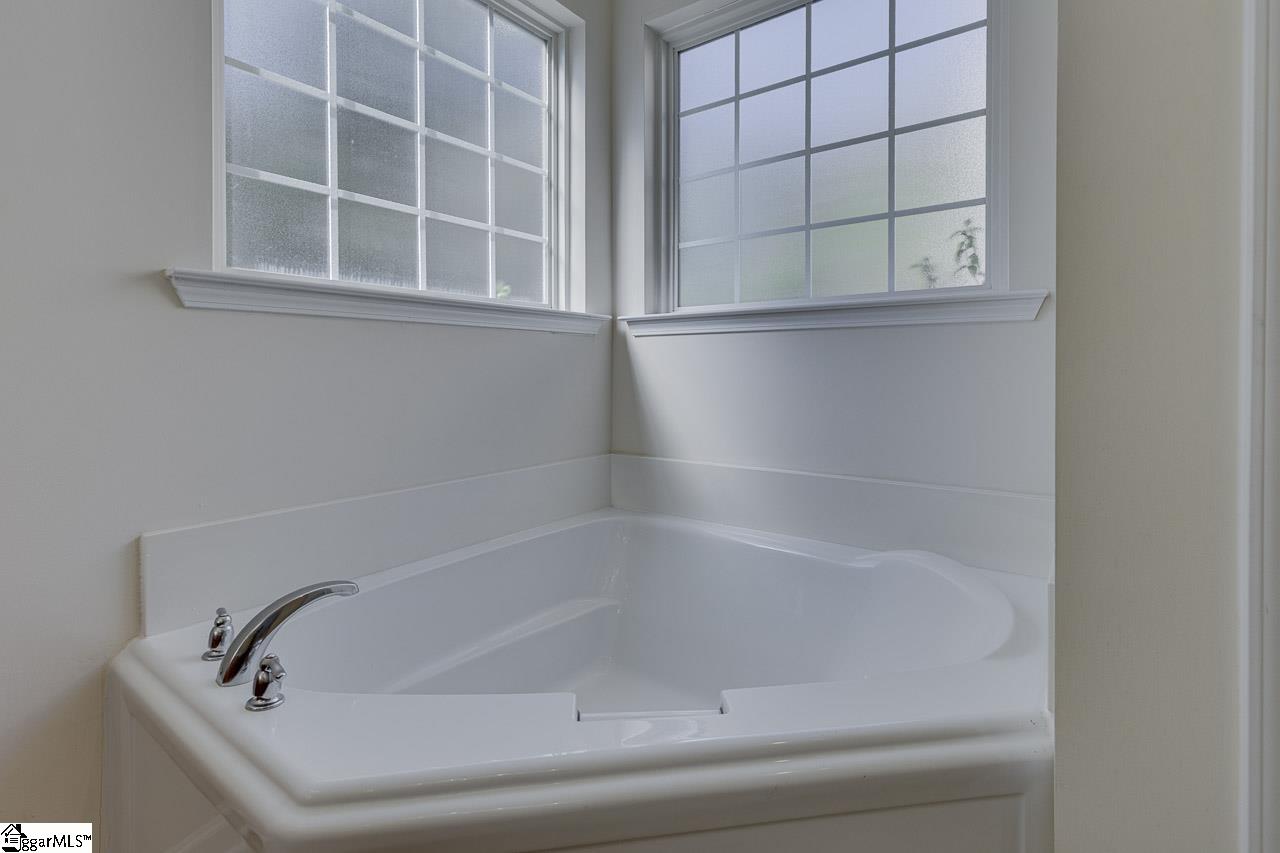 106 Saybrook Road Property Photo 19