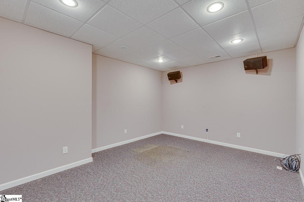 106 Saybrook Road Property Photo 28