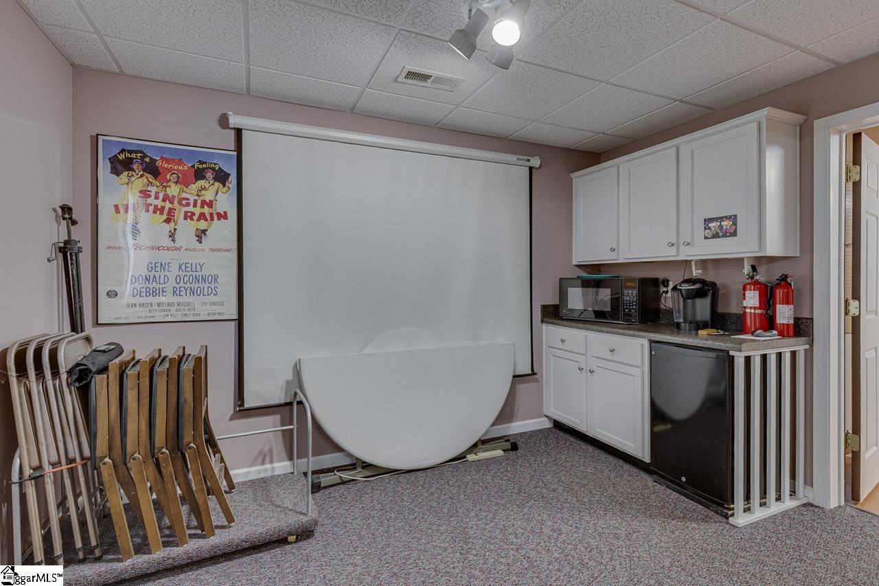106 Saybrook Road Property Photo 34