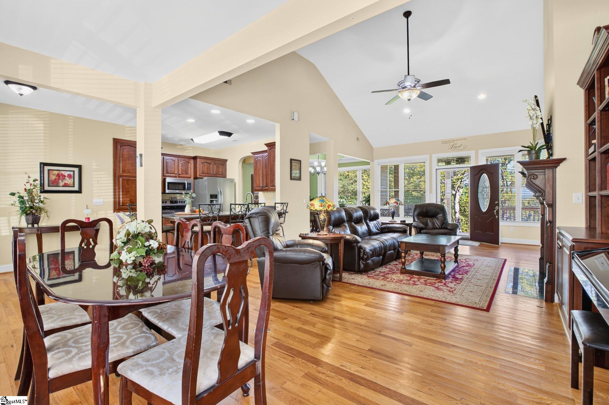 61 Allen Road Property Photo 16