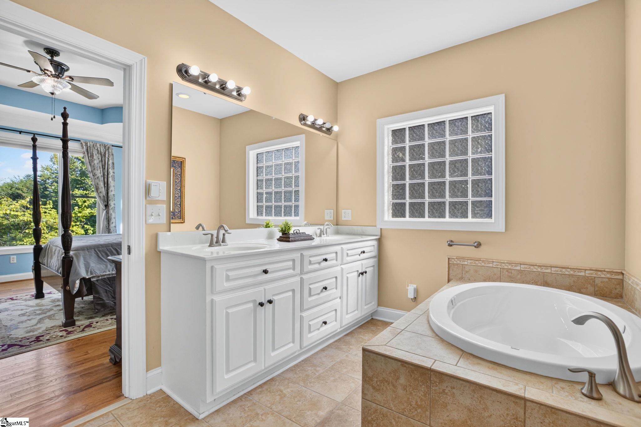 61 Allen Road Property Photo 25