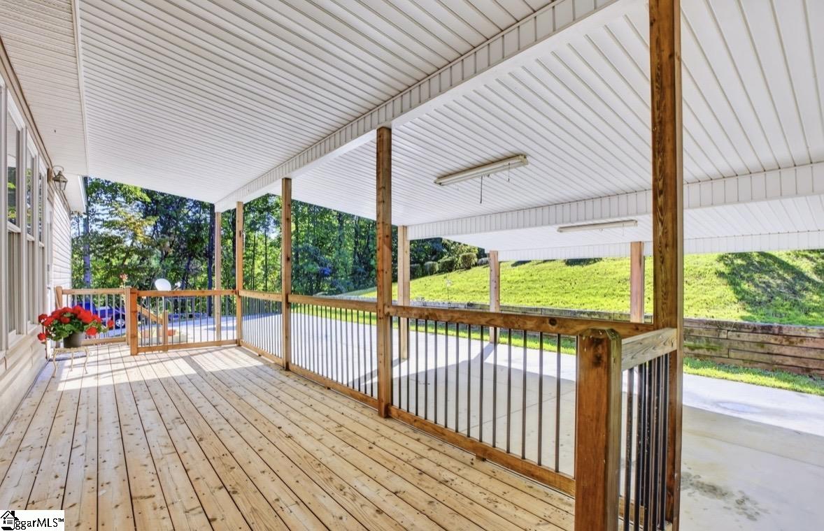 61 Allen Road Property Photo 39