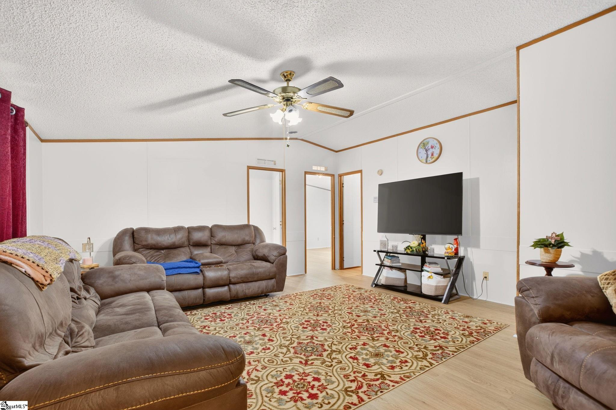 61 Allen Road Property Photo 45
