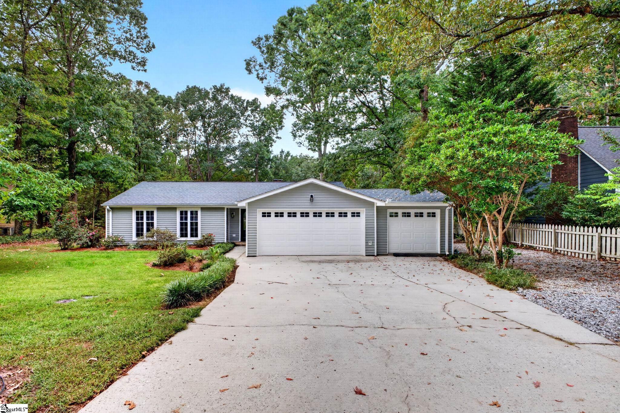 17 Woodharbor Drive Property Photo 2