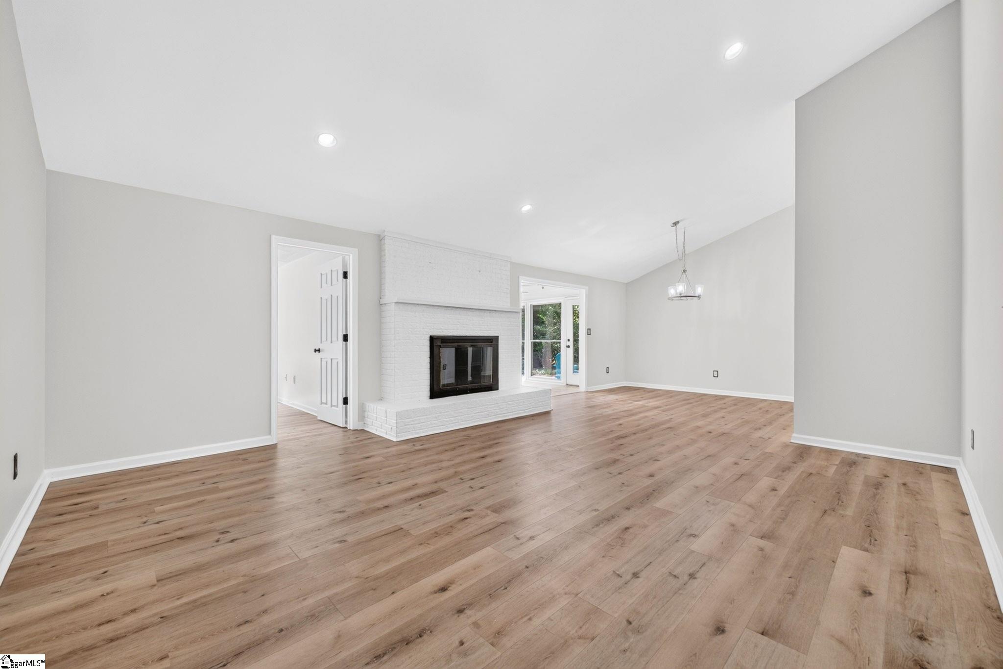 17 Woodharbor Drive Property Photo 4