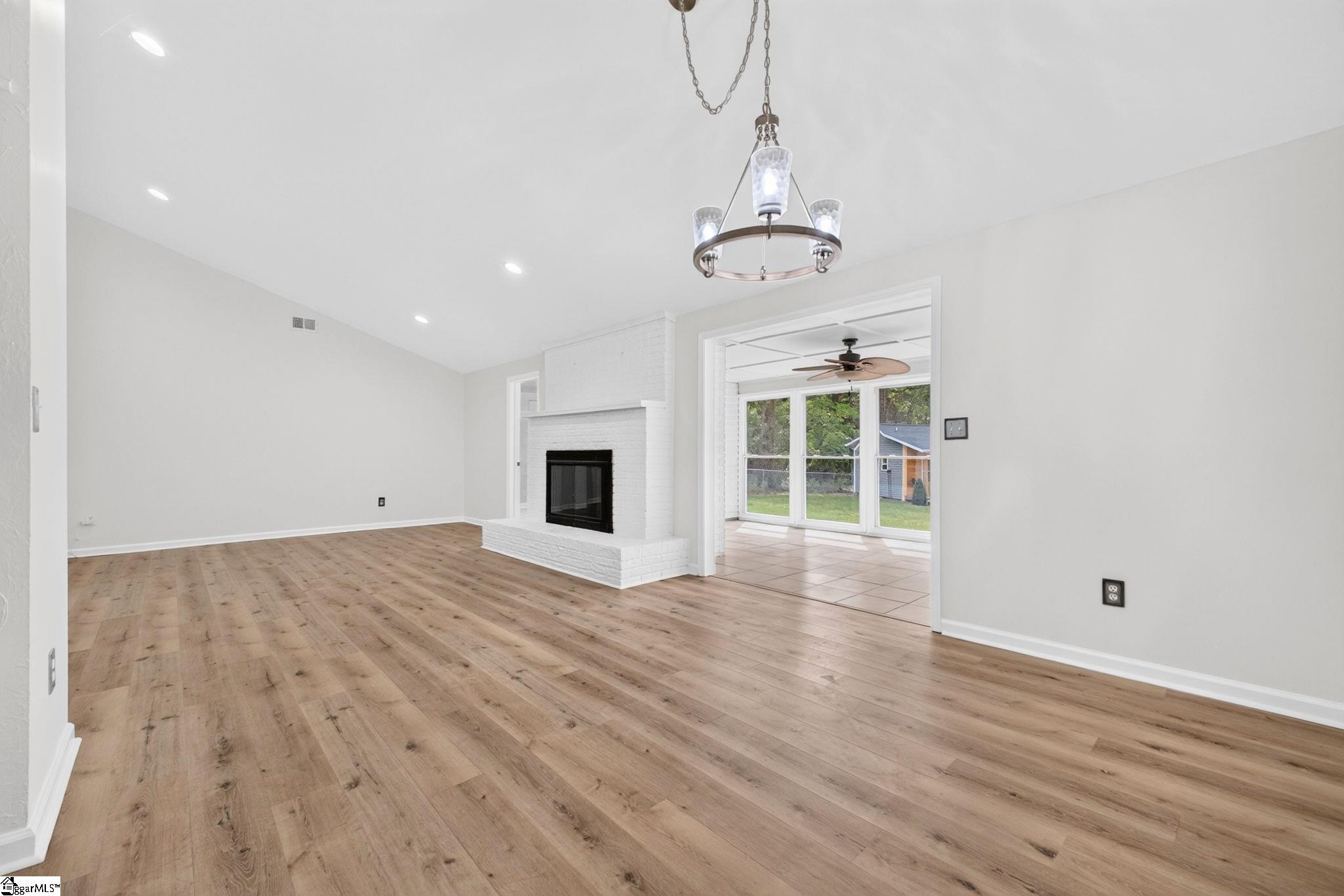 17 Woodharbor Drive Property Photo 6