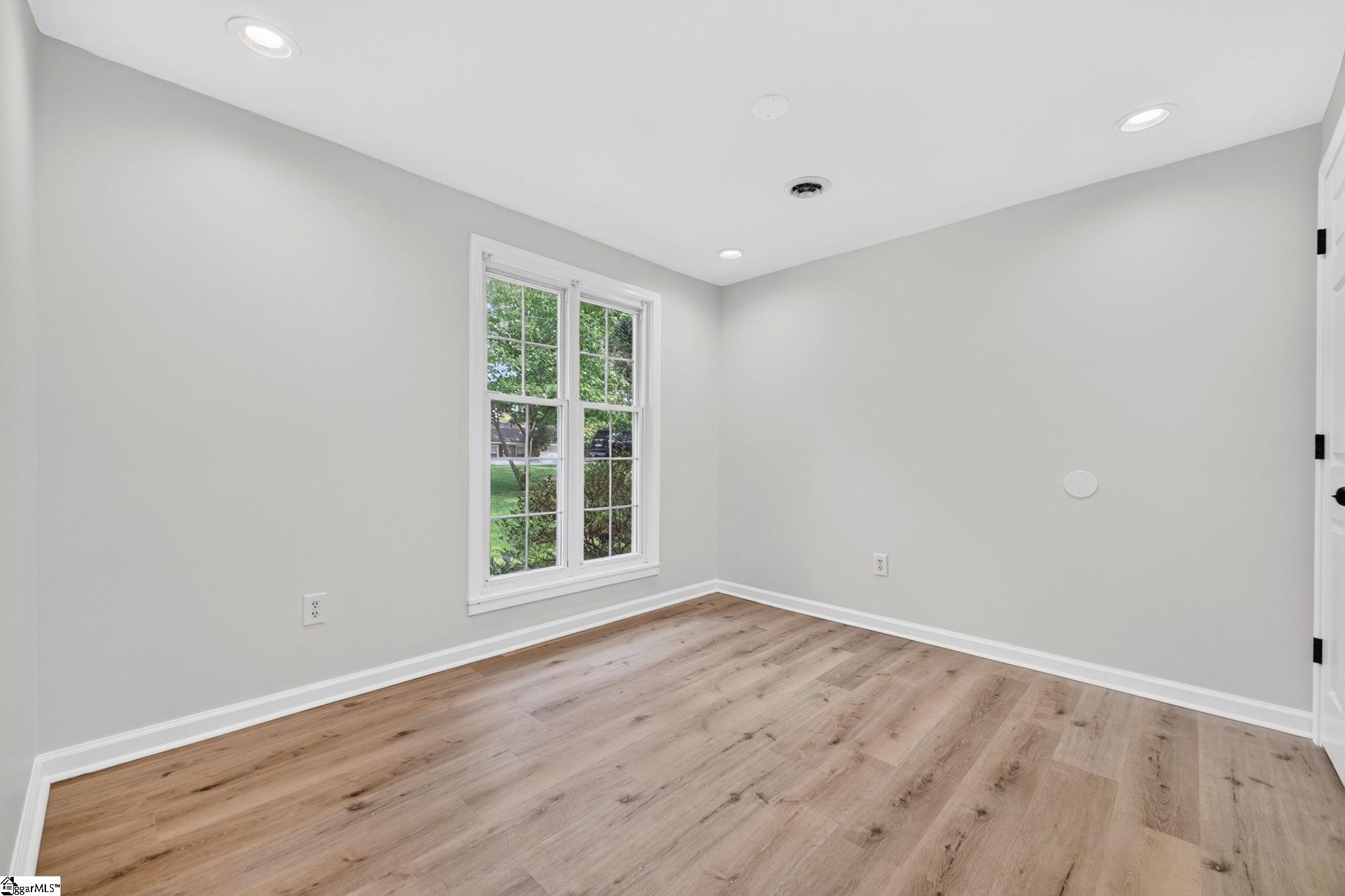17 Woodharbor Drive Property Photo 16
