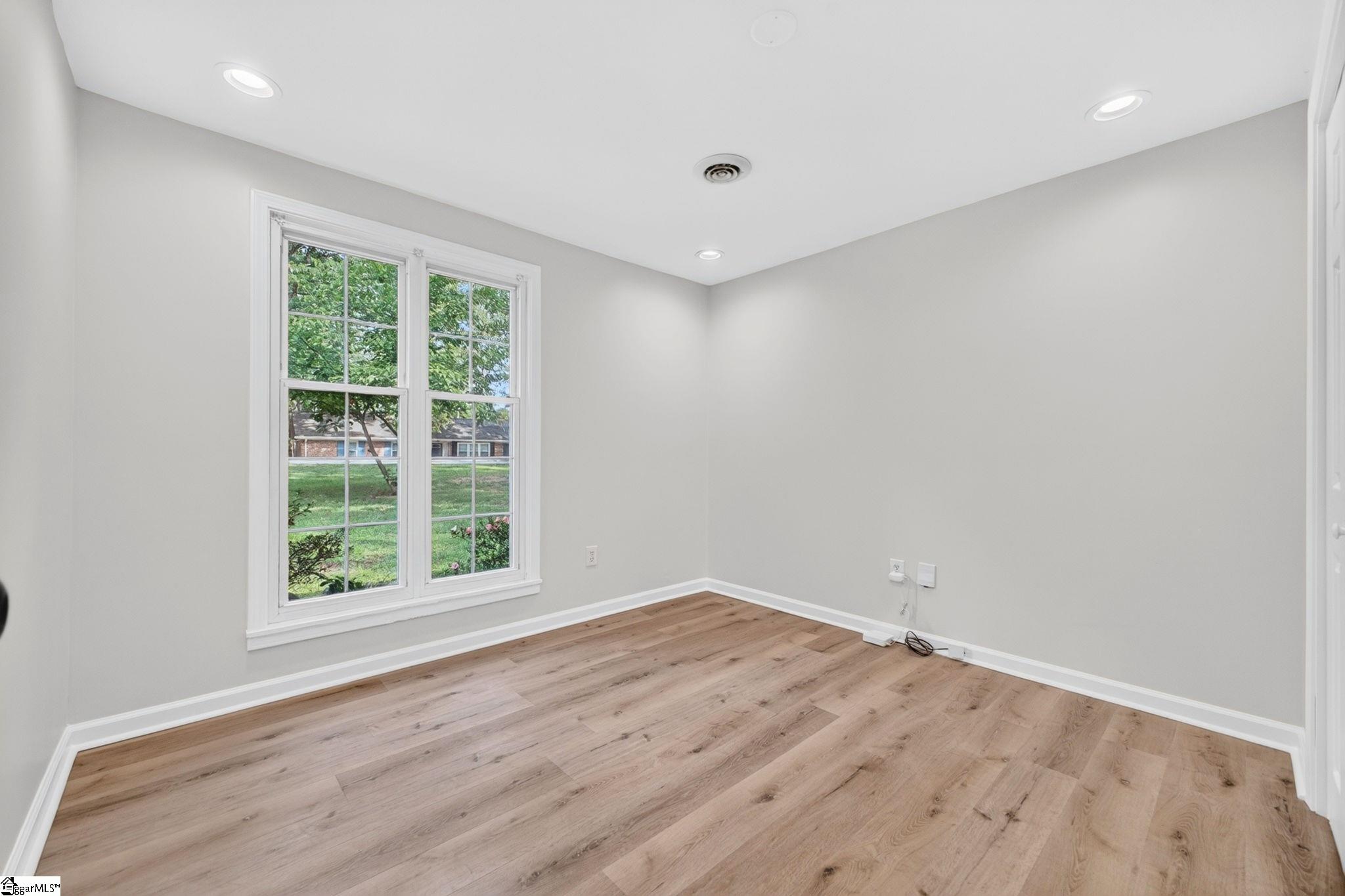 17 Woodharbor Drive Property Photo 17