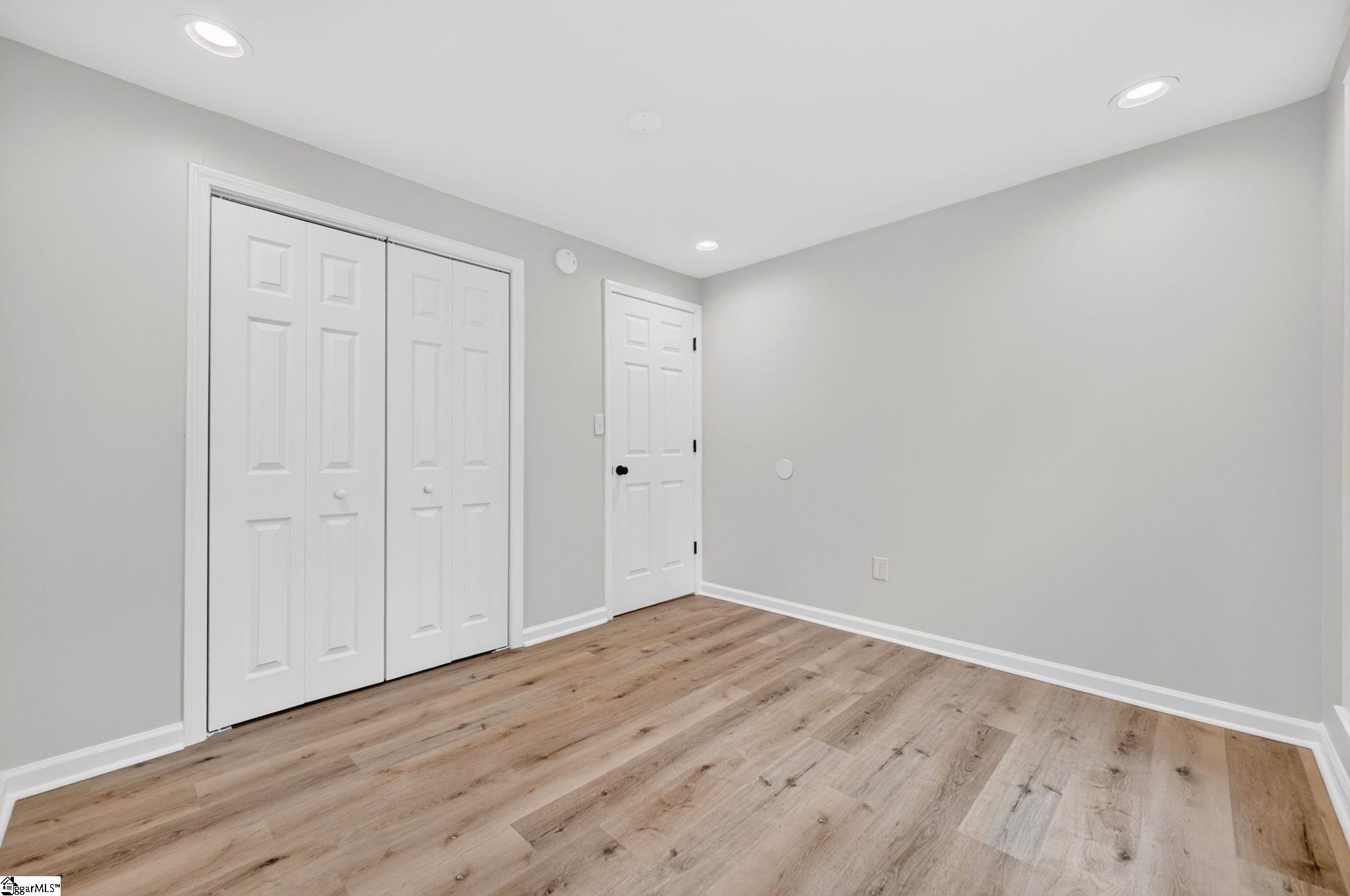 17 Woodharbor Drive Property Photo 18