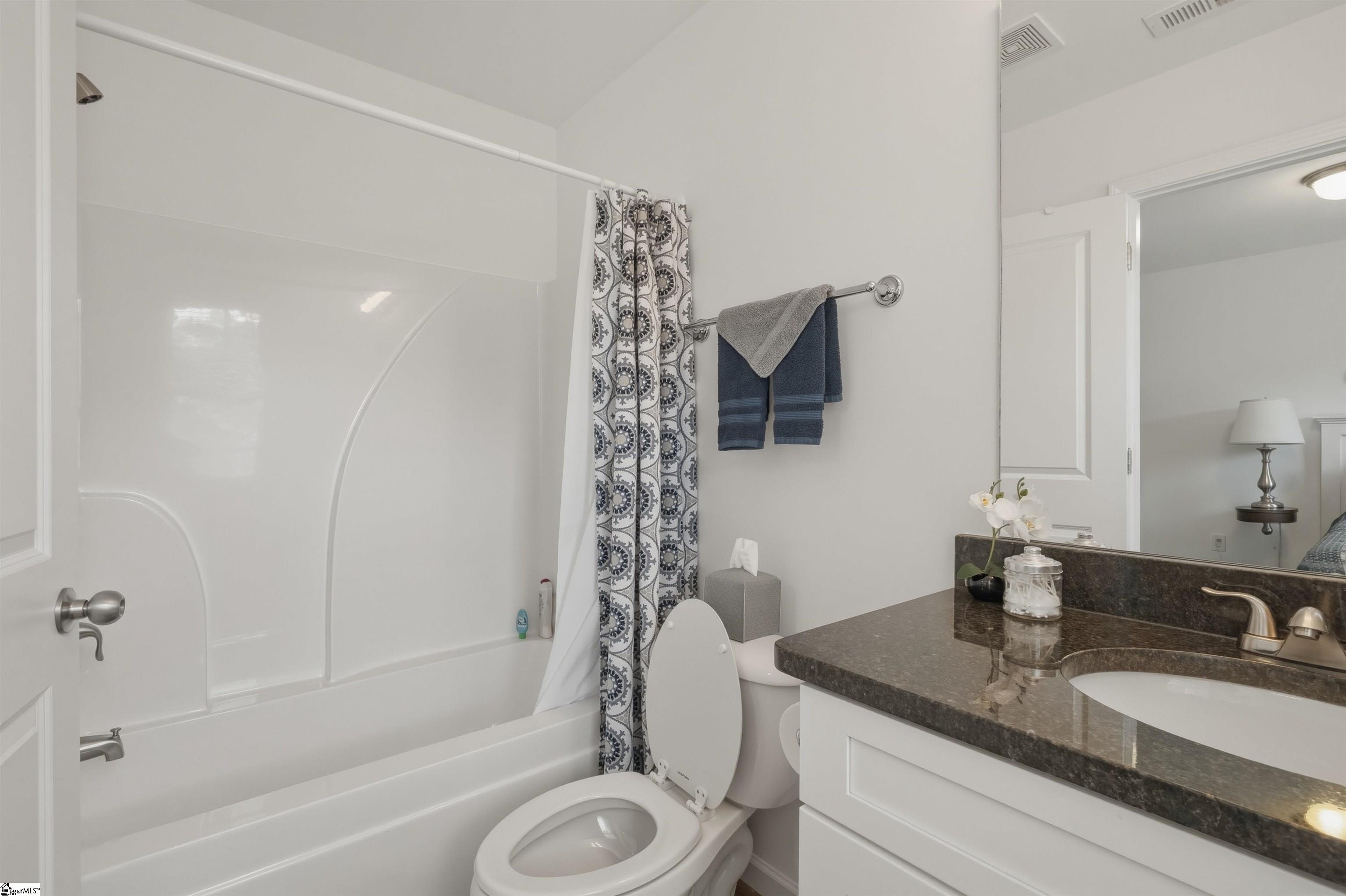 115 Huntress Drive Property Photo 18