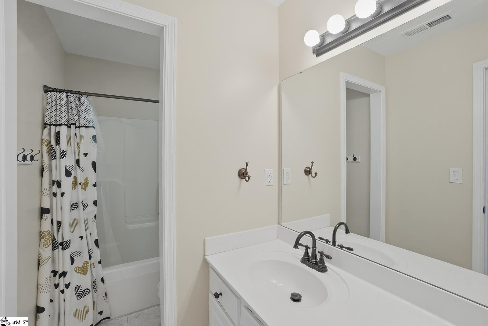211 Sunrise Drive Property Photo 34