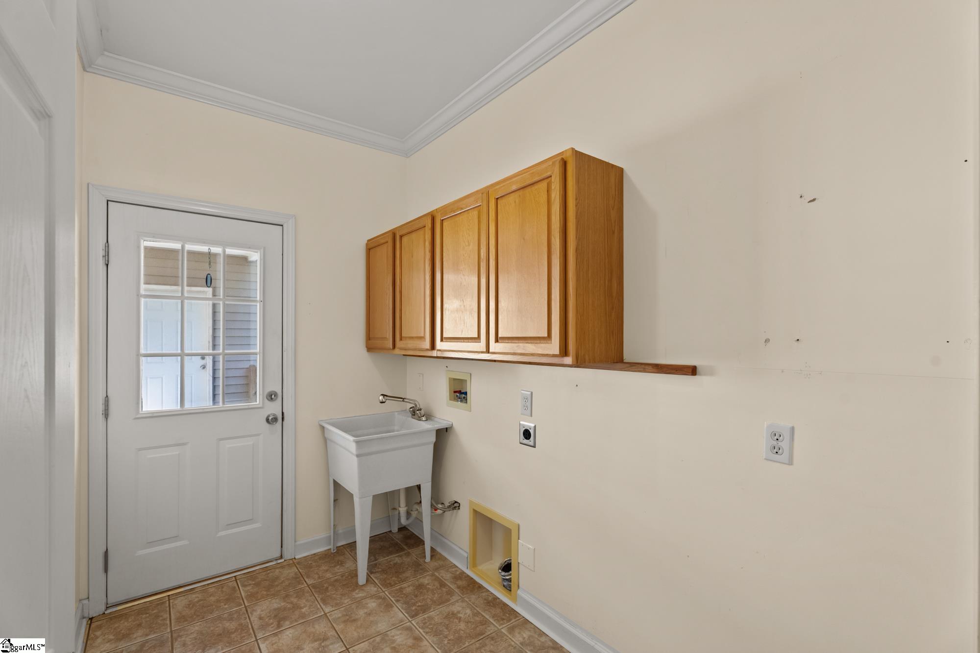 2538 Downalong Drive Property Photo 22