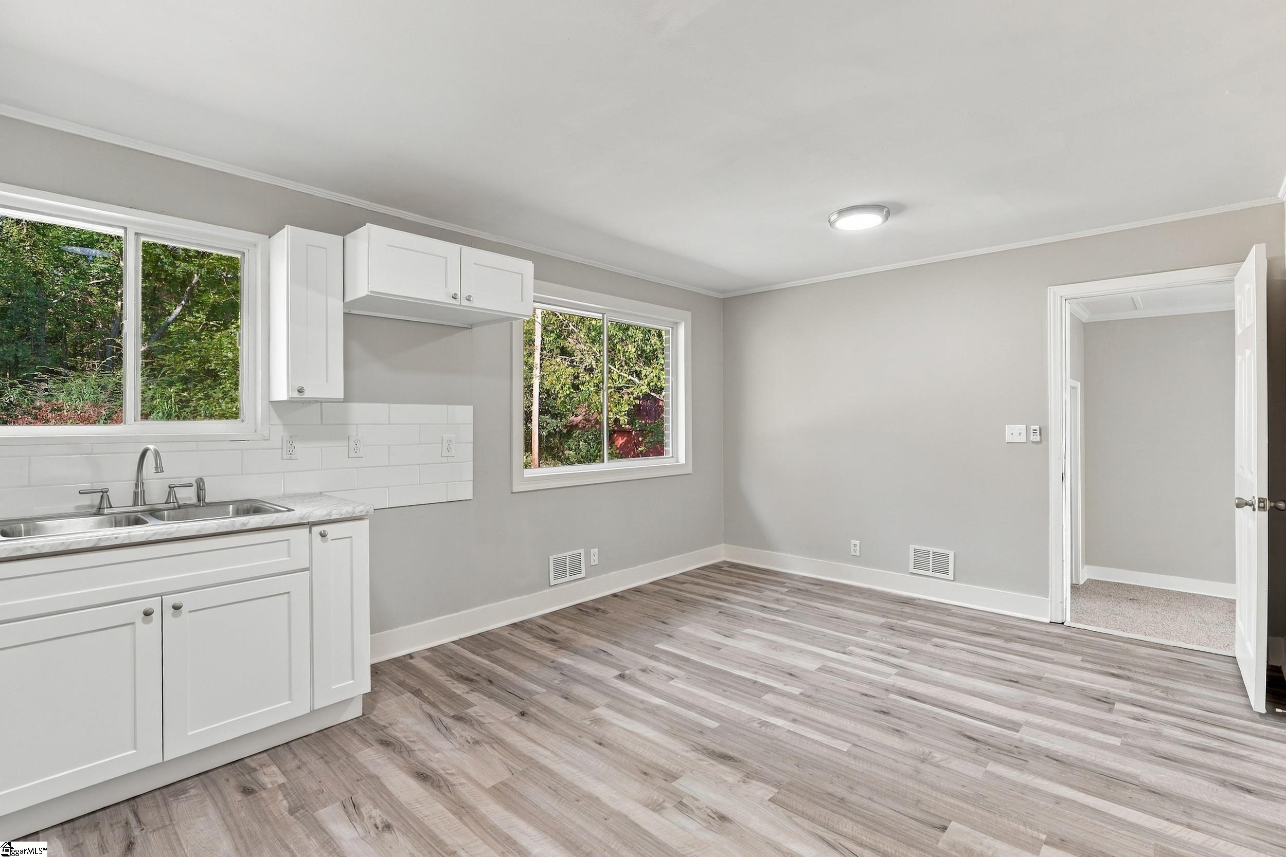 15 Knox Street Property Photo 11