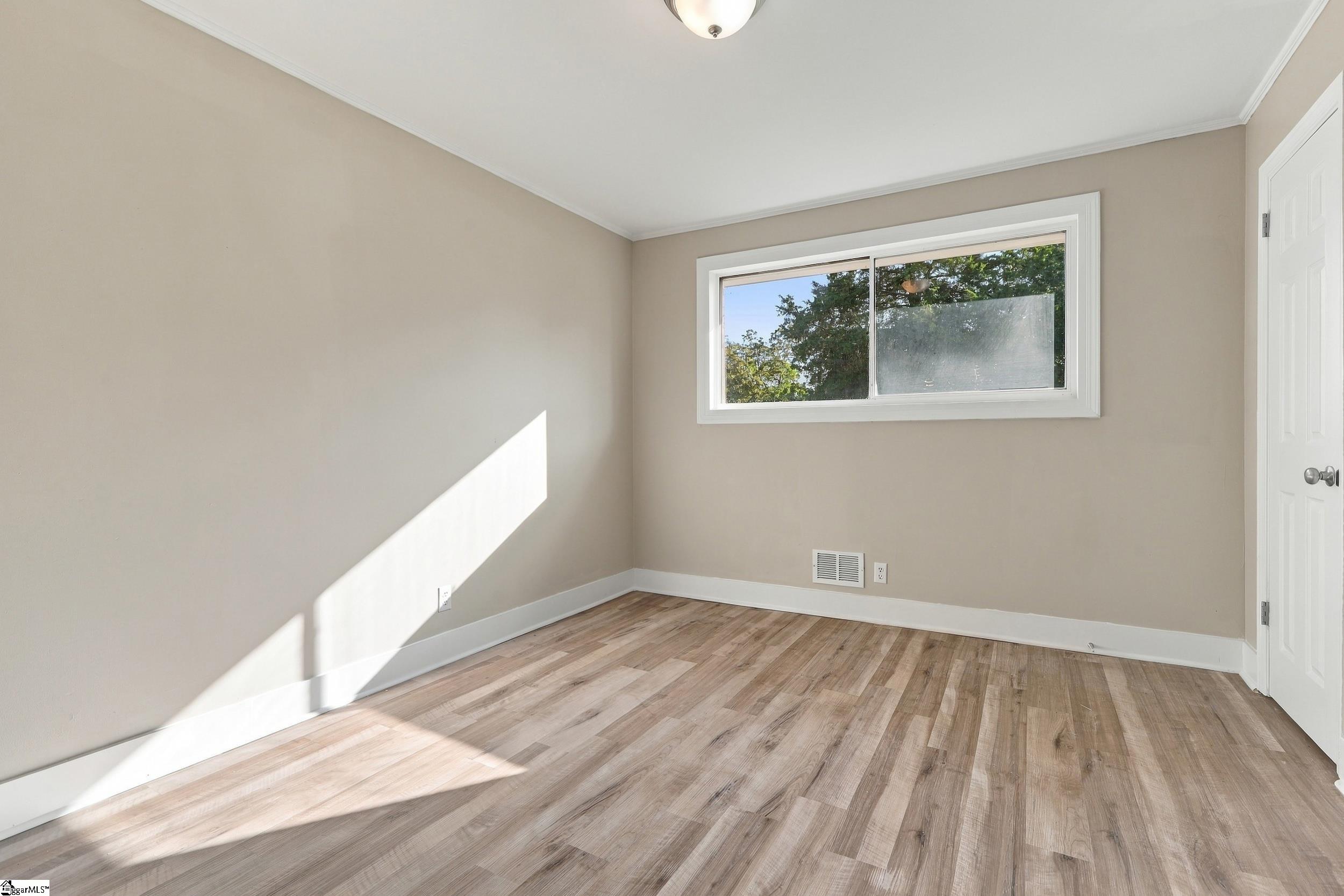 15 Knox Street Property Photo 19