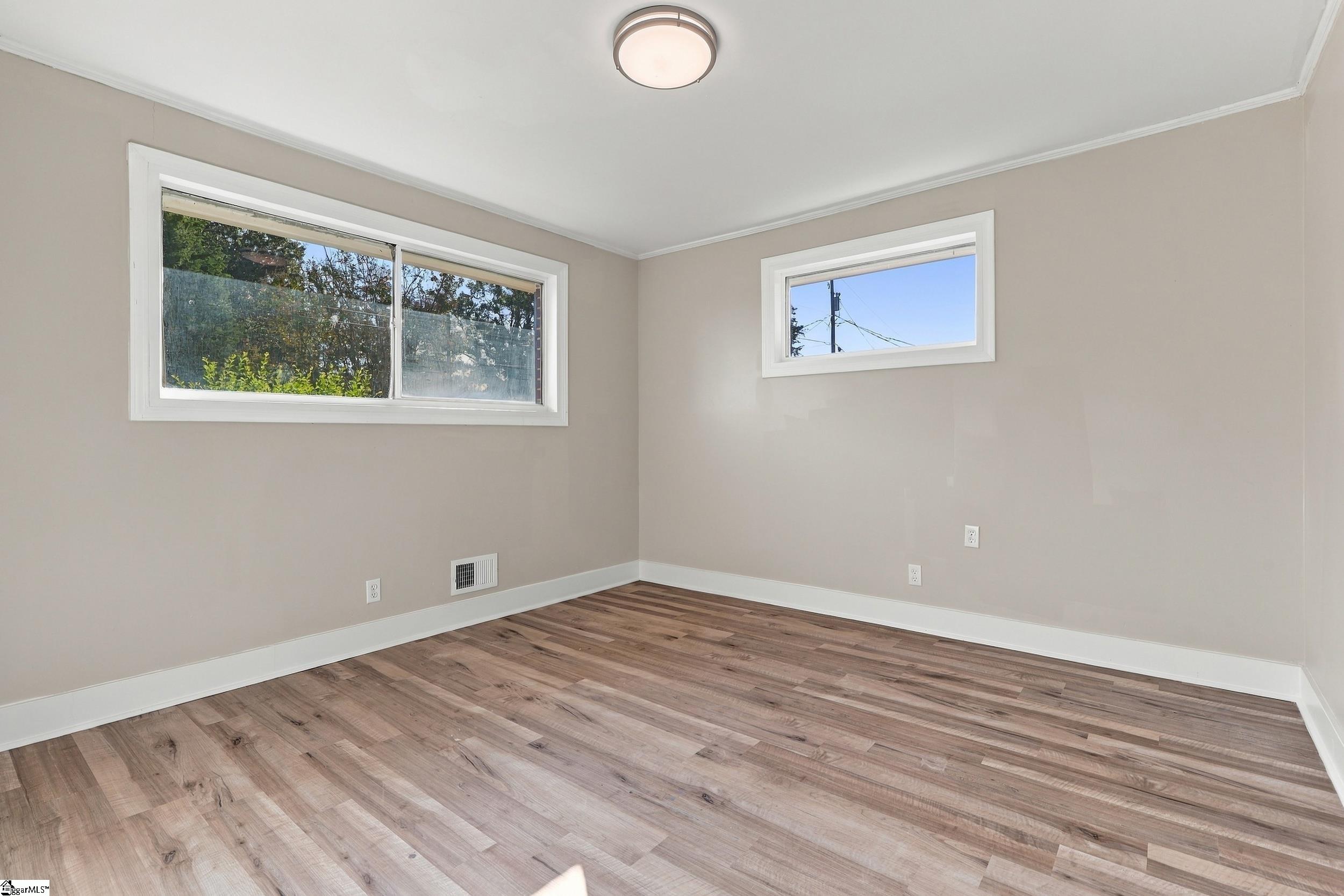 15 Knox Street Property Photo 21