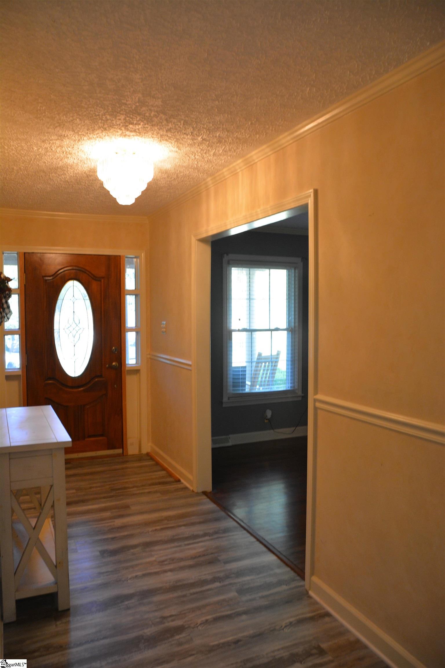 103 Knollview Drive Property Photo 8