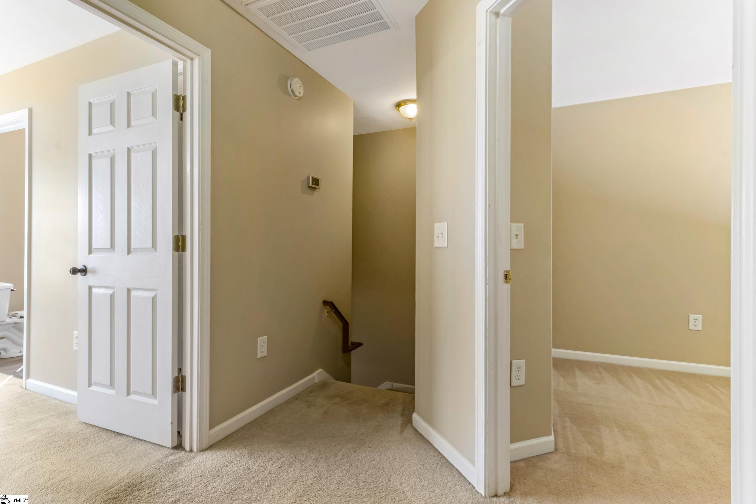 48 Ridgestone Circle Property Photo 10