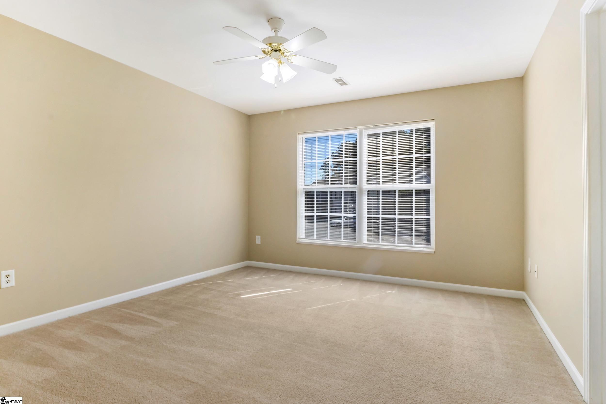48 Ridgestone Circle Property Photo 12