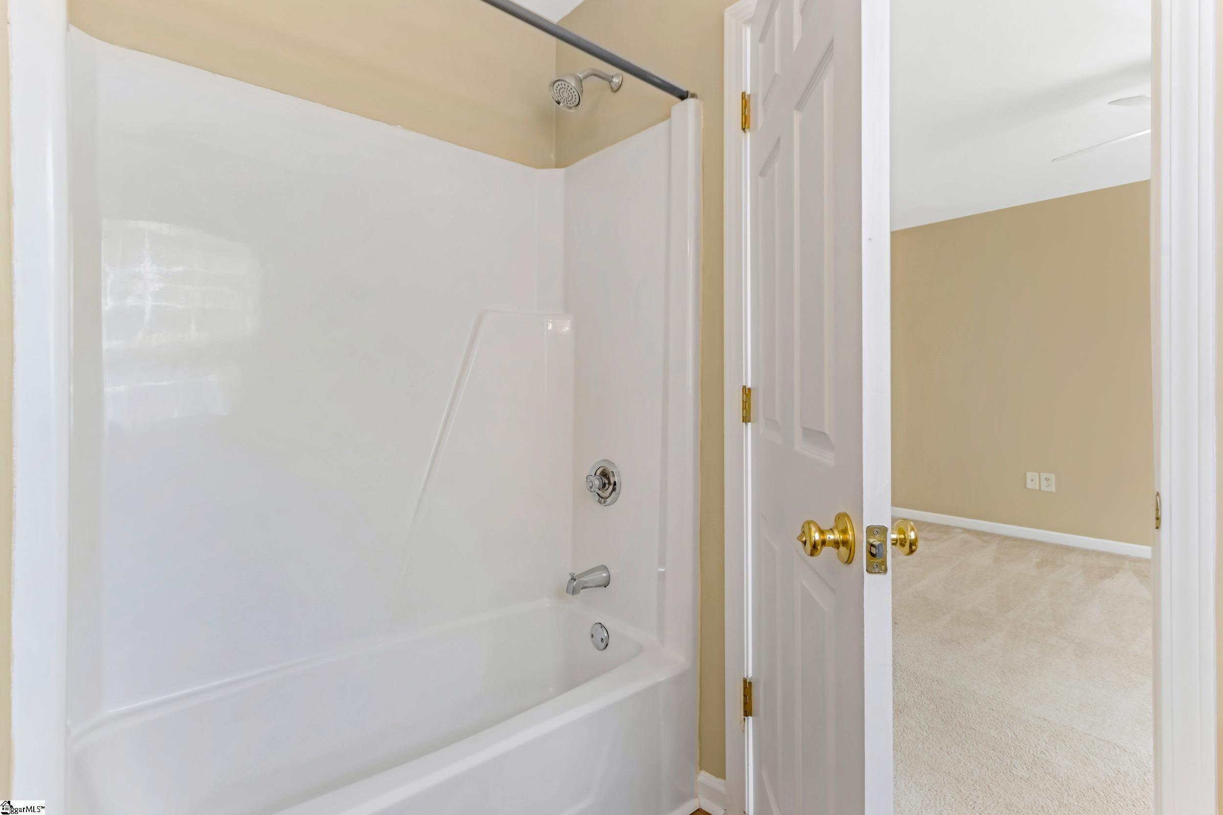 48 Ridgestone Circle Property Photo 16