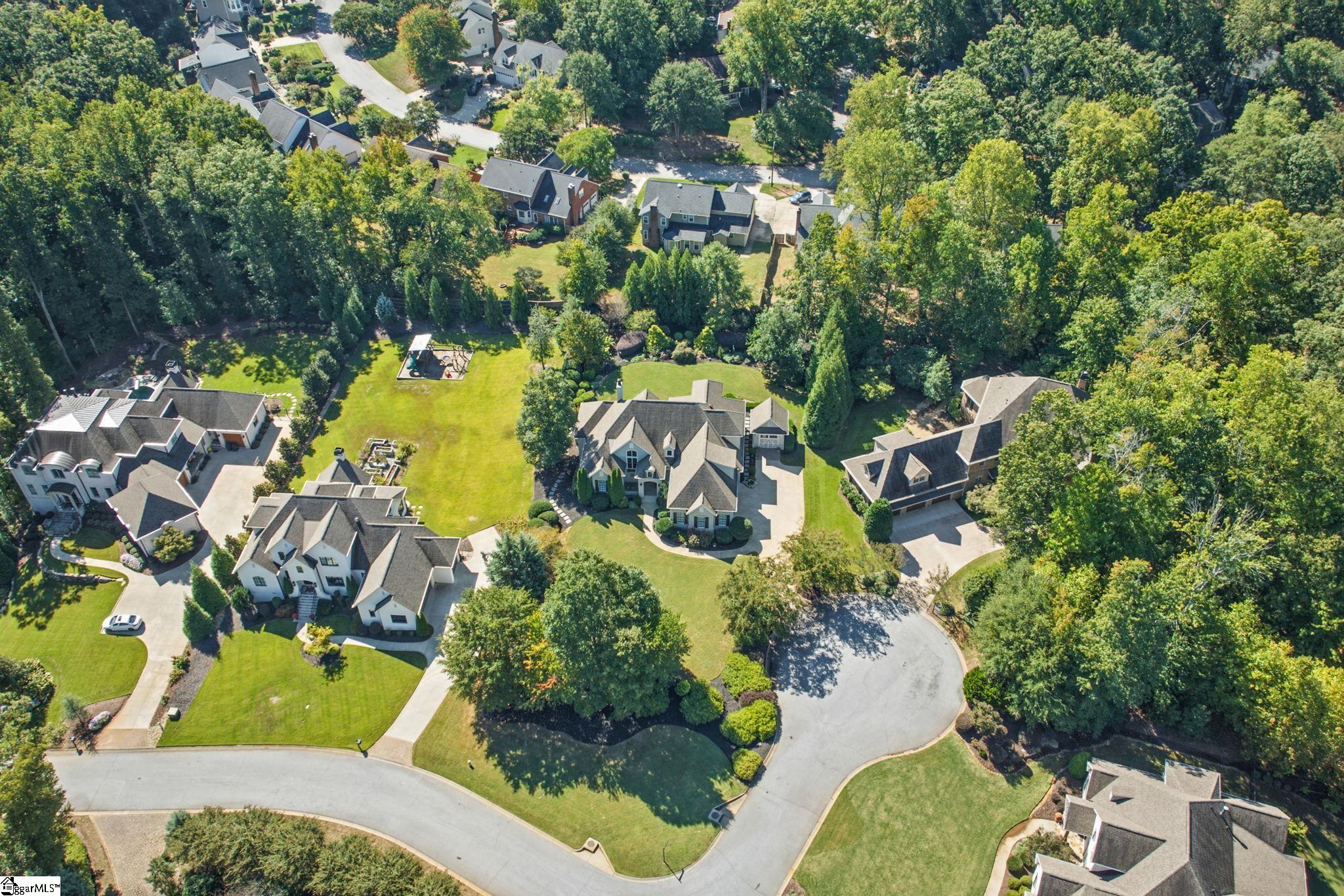 101 Treetops Court Property Photo 43