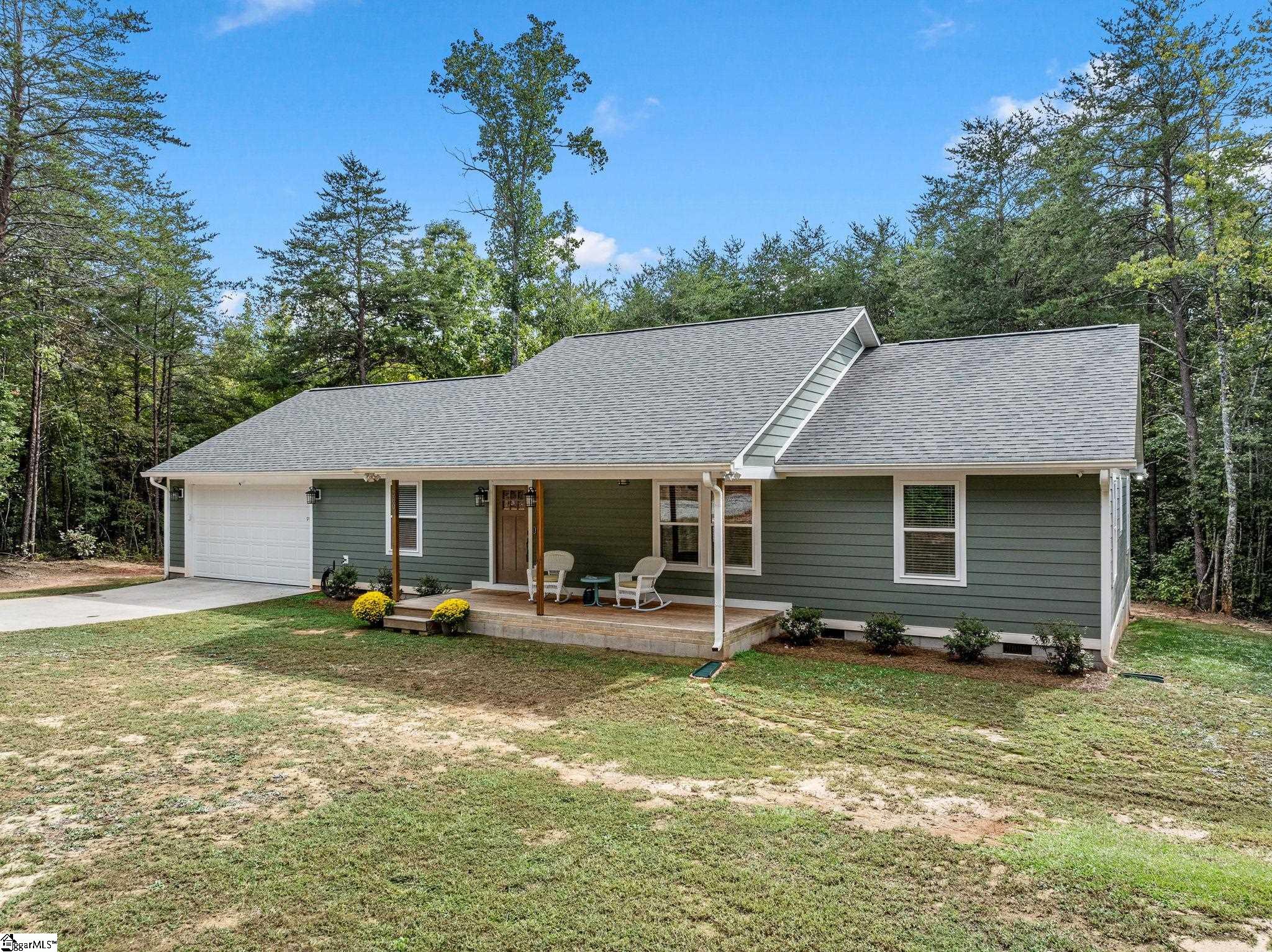 360 Greenwood Road Property Photo 2