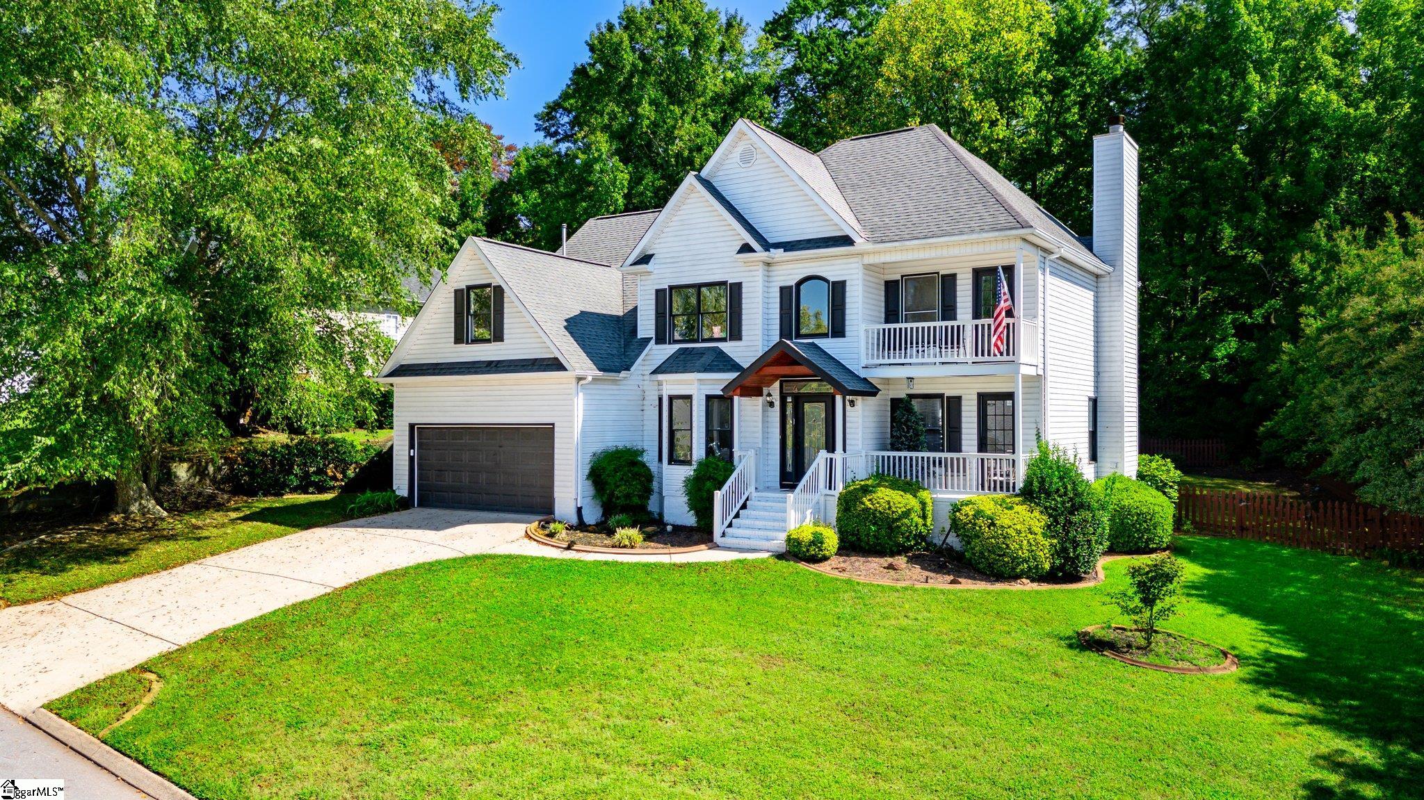 211 Stone River Way Property Photo 1