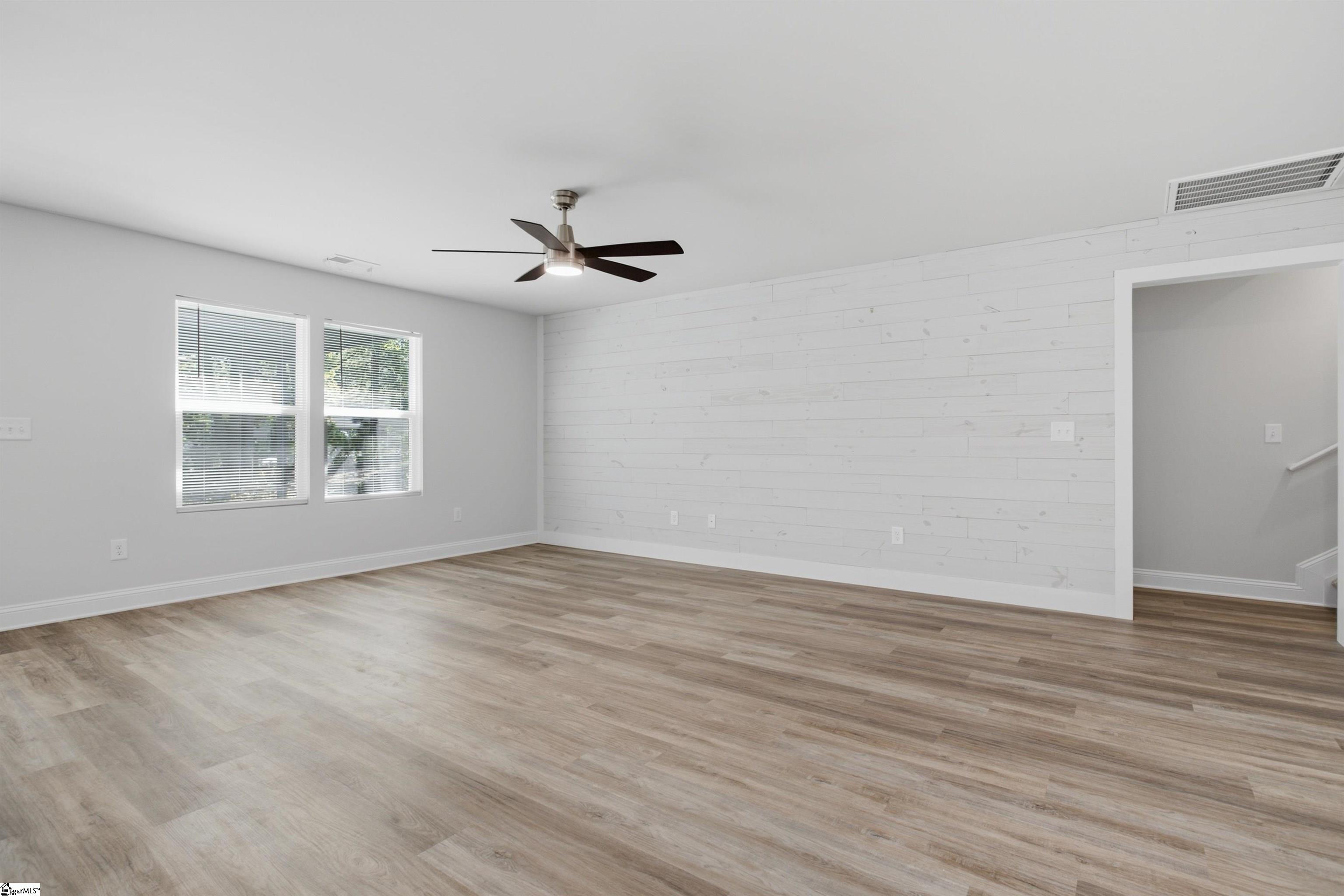 216 Woodfield Avenue Property Photo 13