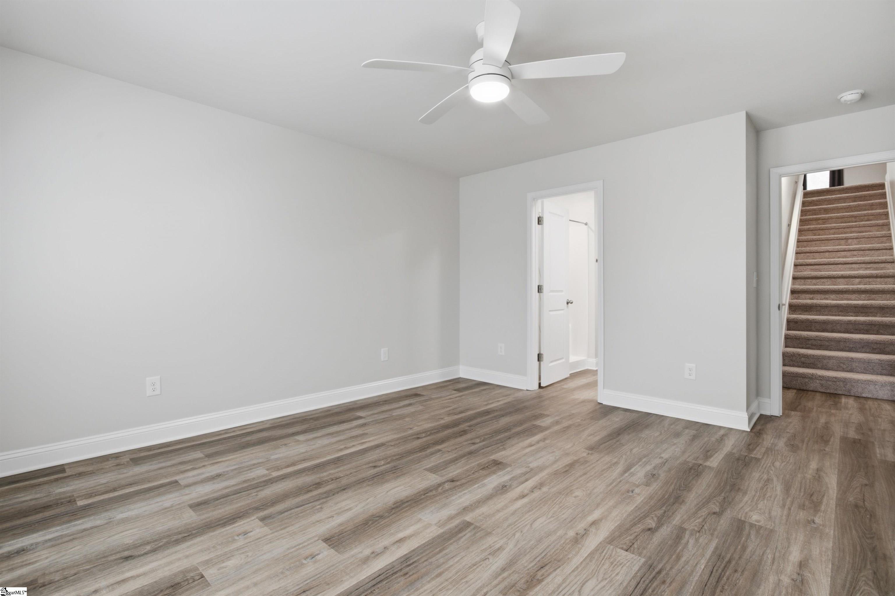 216 Woodfield Avenue Property Photo 14