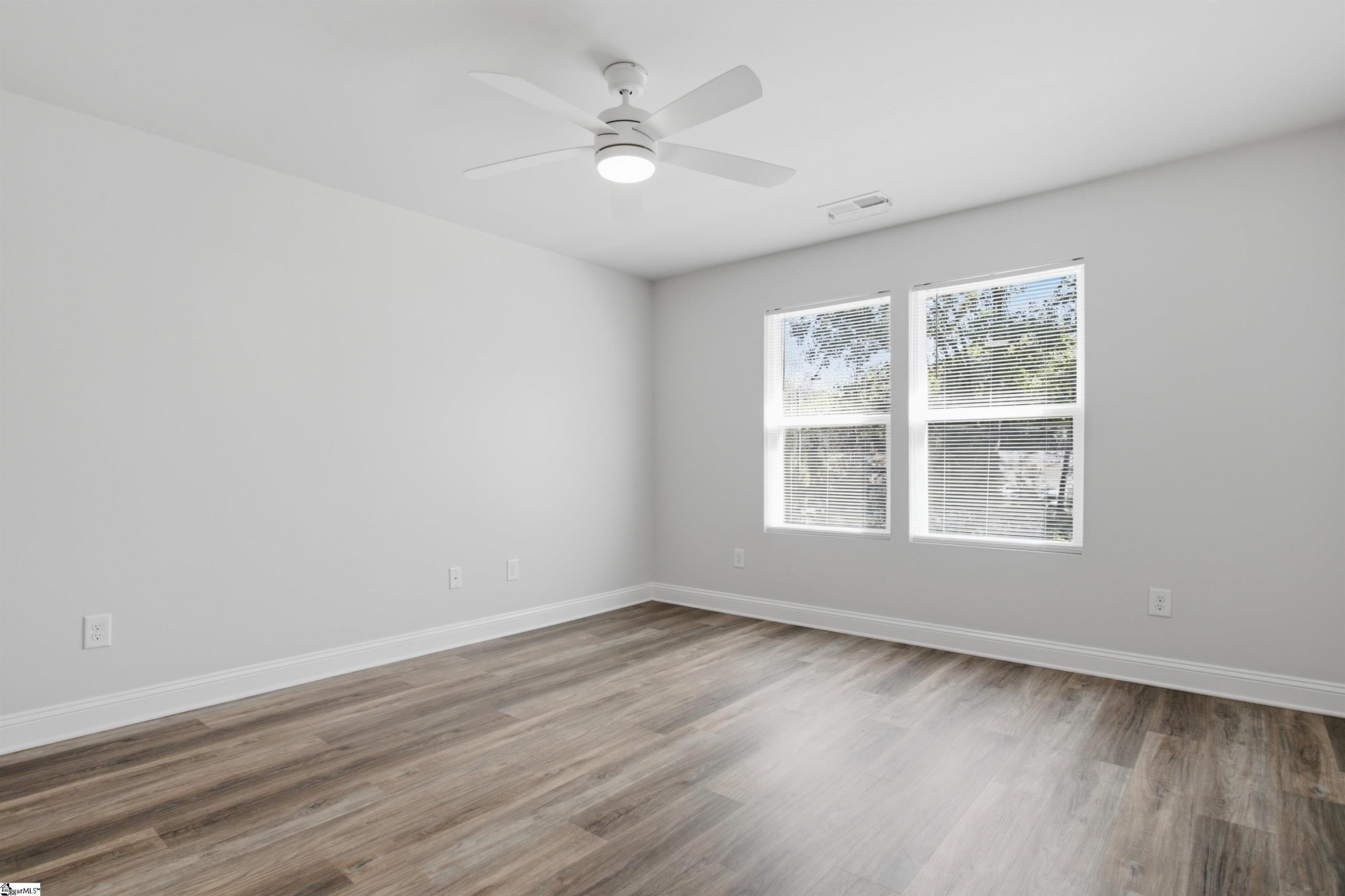216 Woodfield Avenue Property Photo 15