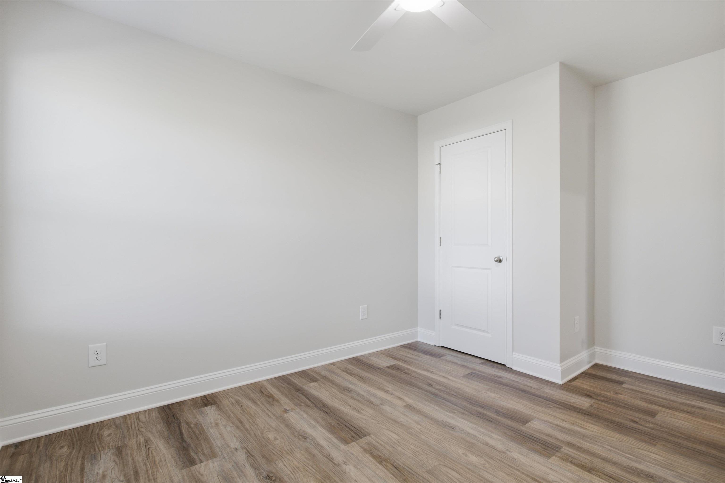 216 Woodfield Avenue Property Photo 27