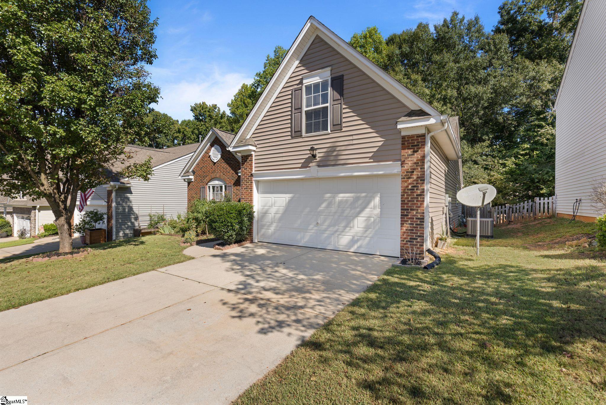 12 Knoll Ridge Drive Property Photo 3