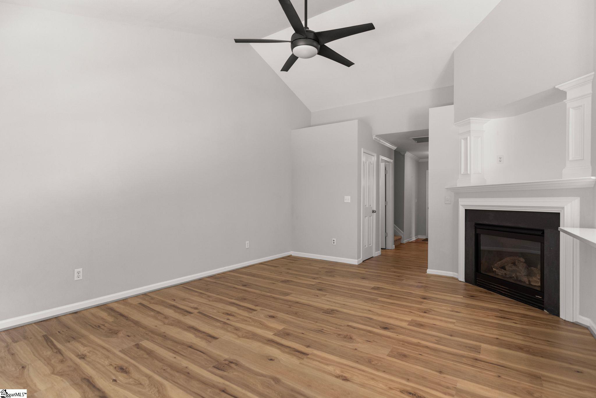 12 Knoll Ridge Drive Property Photo 5