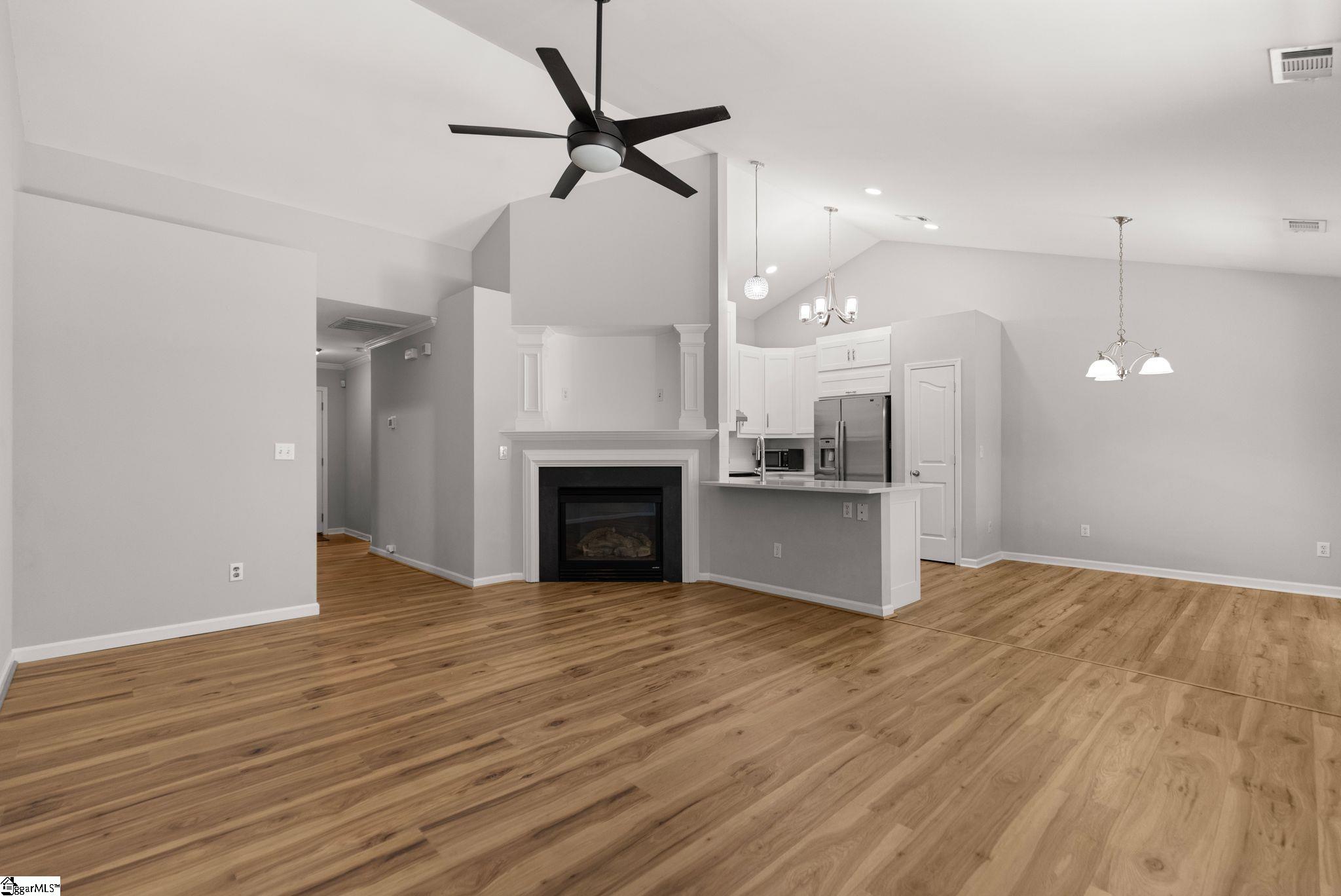 12 Knoll Ridge Drive Property Photo 6