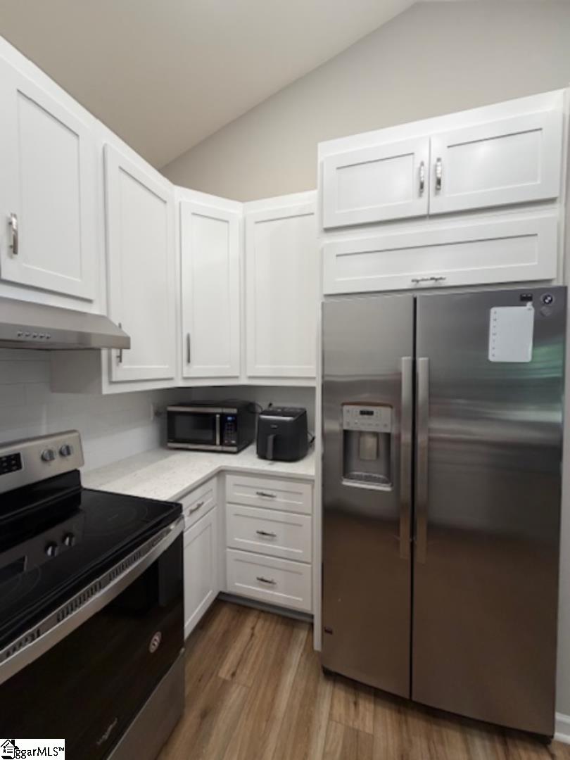 12 Knoll Ridge Drive Property Photo 8