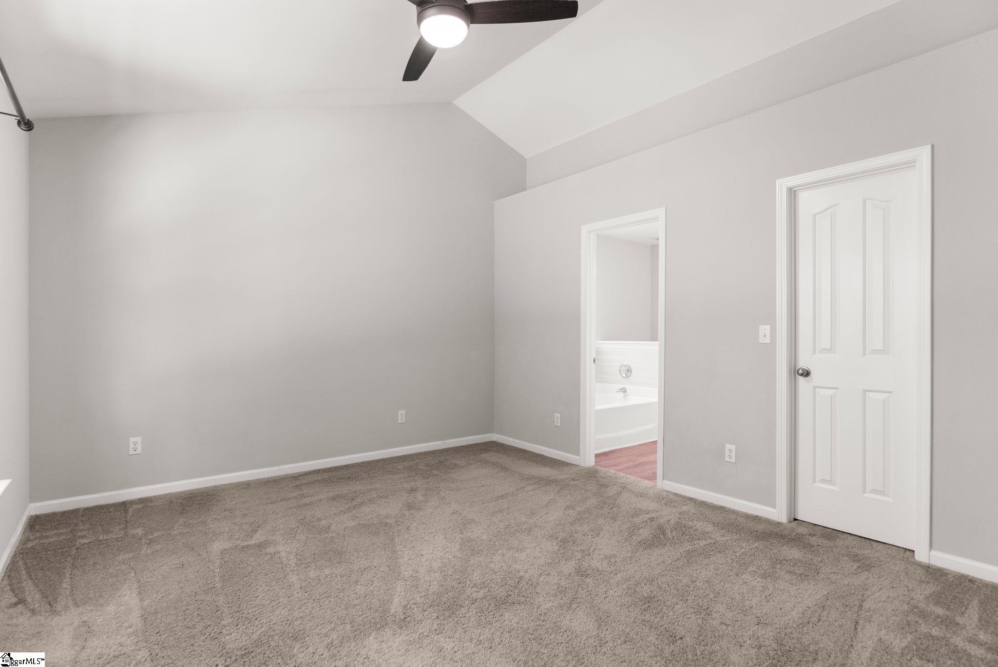12 Knoll Ridge Drive Property Photo 14