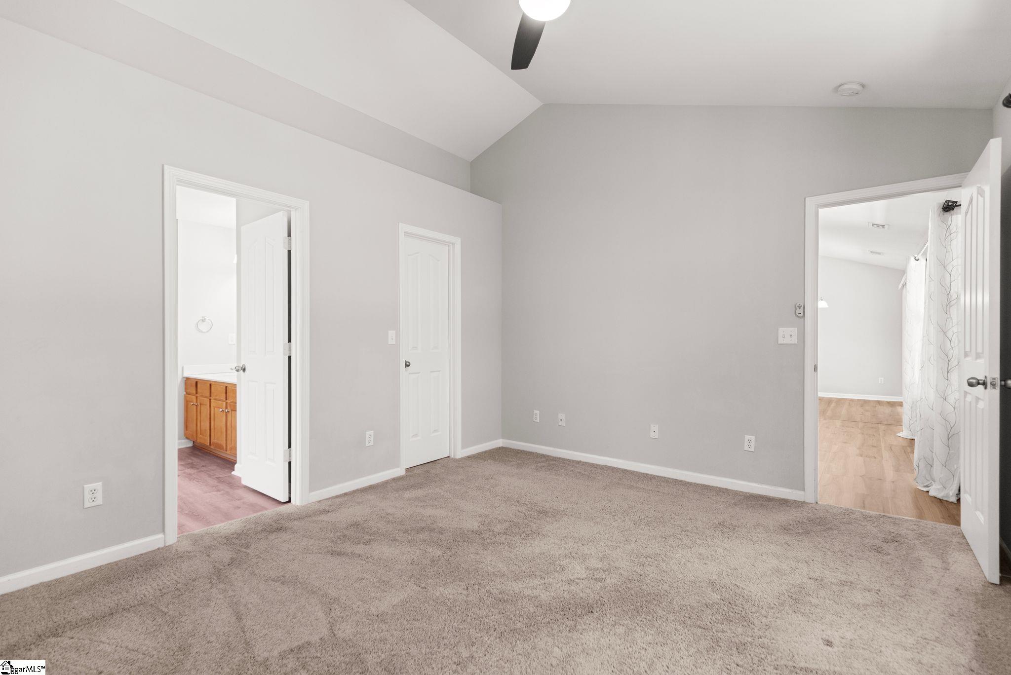 12 Knoll Ridge Drive Property Photo 17