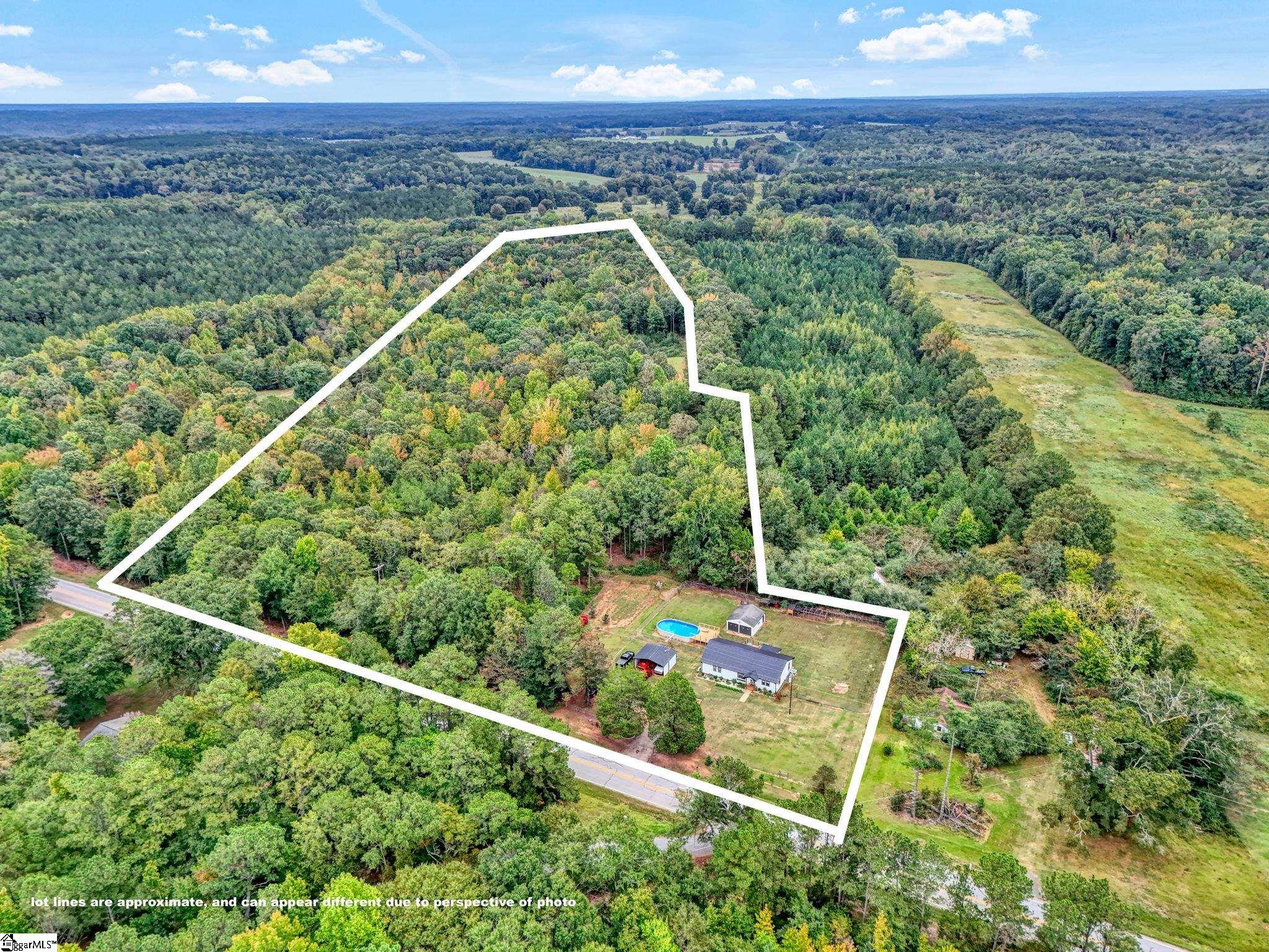 17305 Highway 76 West Property Photo 2