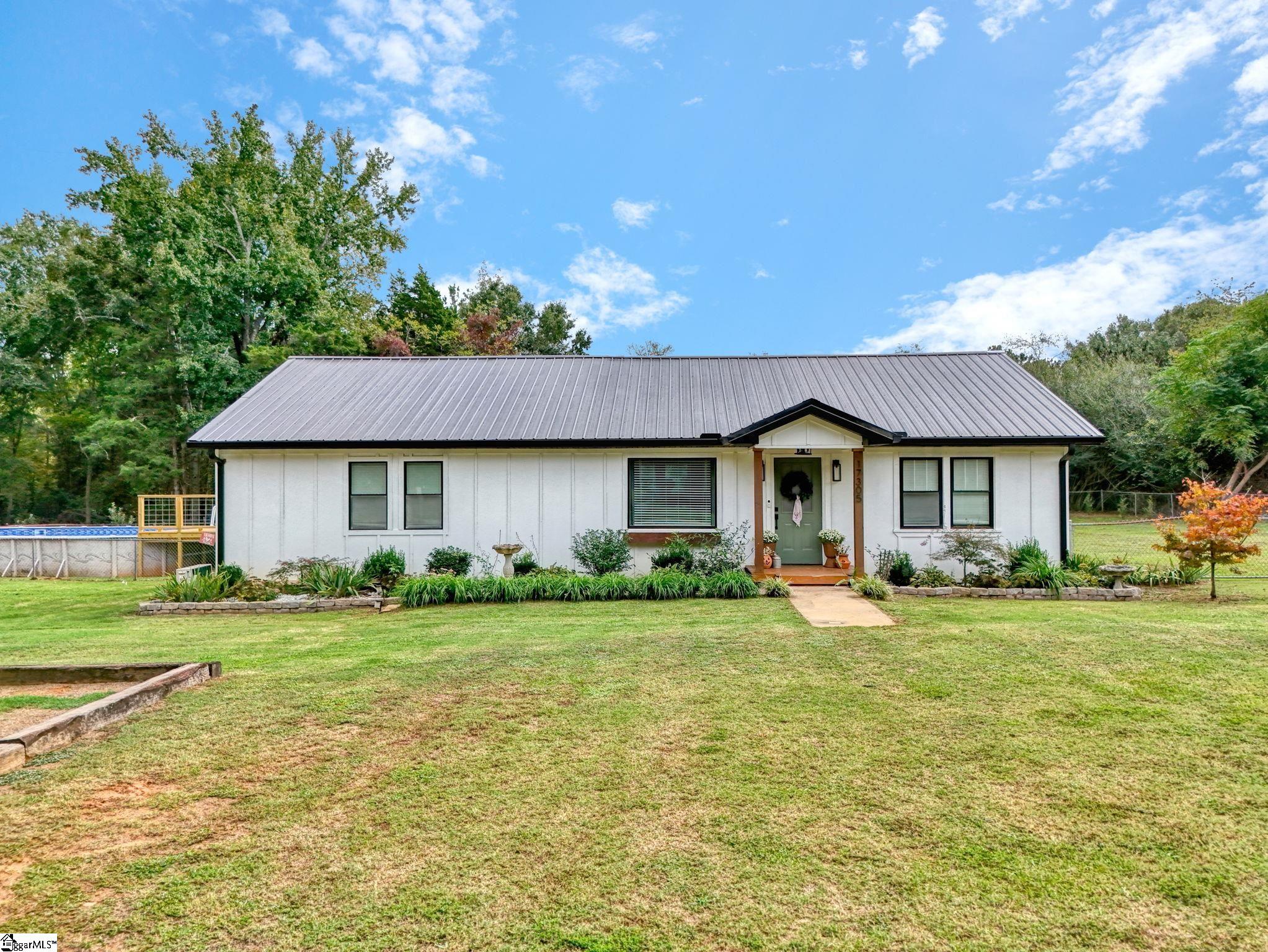 17305 Highway 76 West Property Photo 7