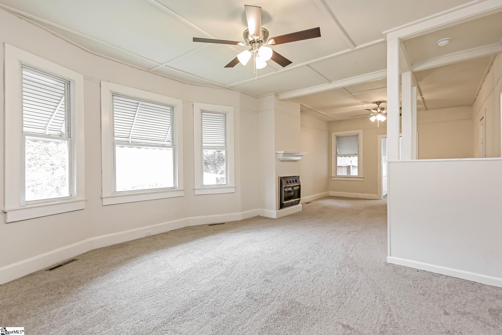 15 Crescent Street Property Photo 3