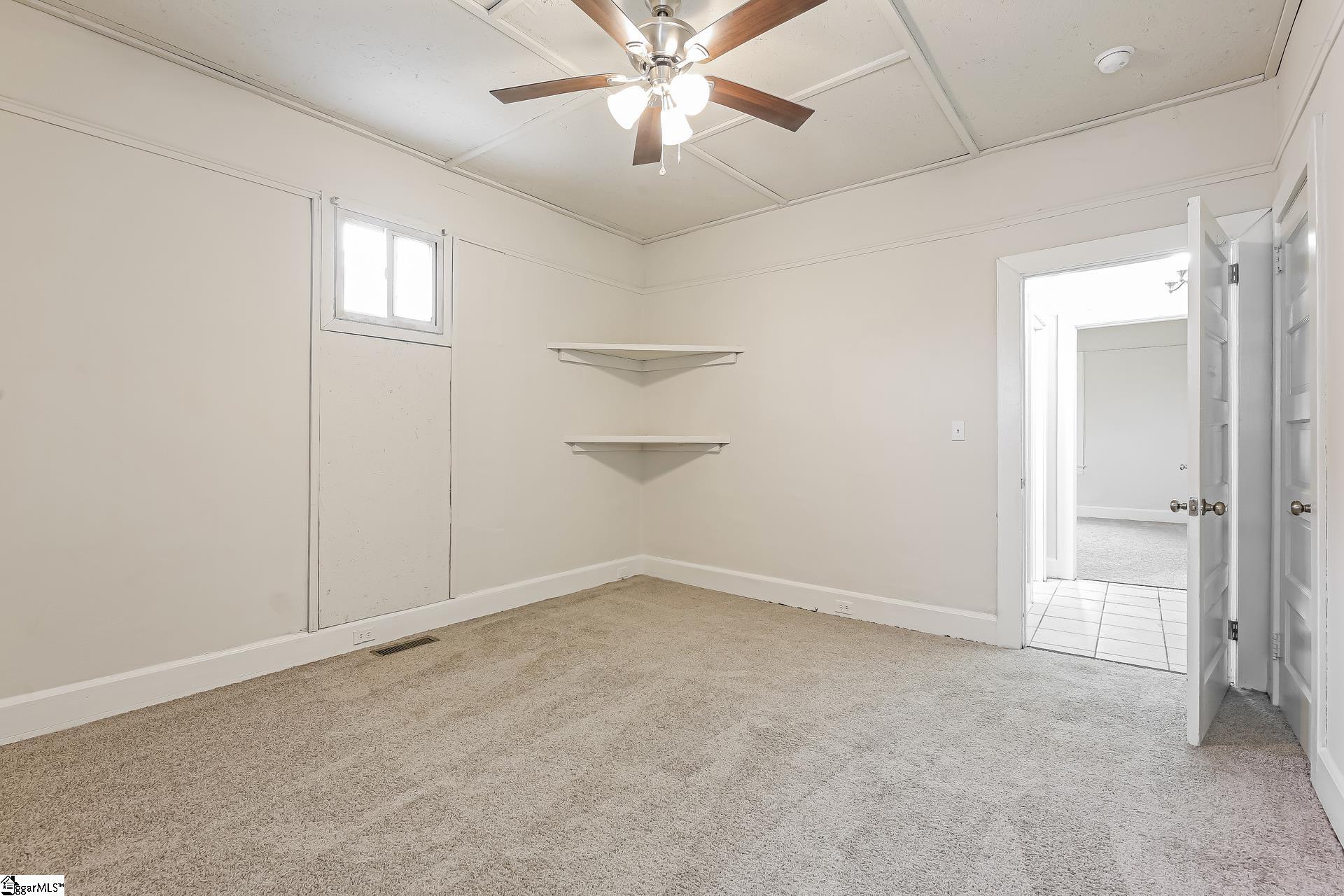 15 Crescent Street Property Photo 12